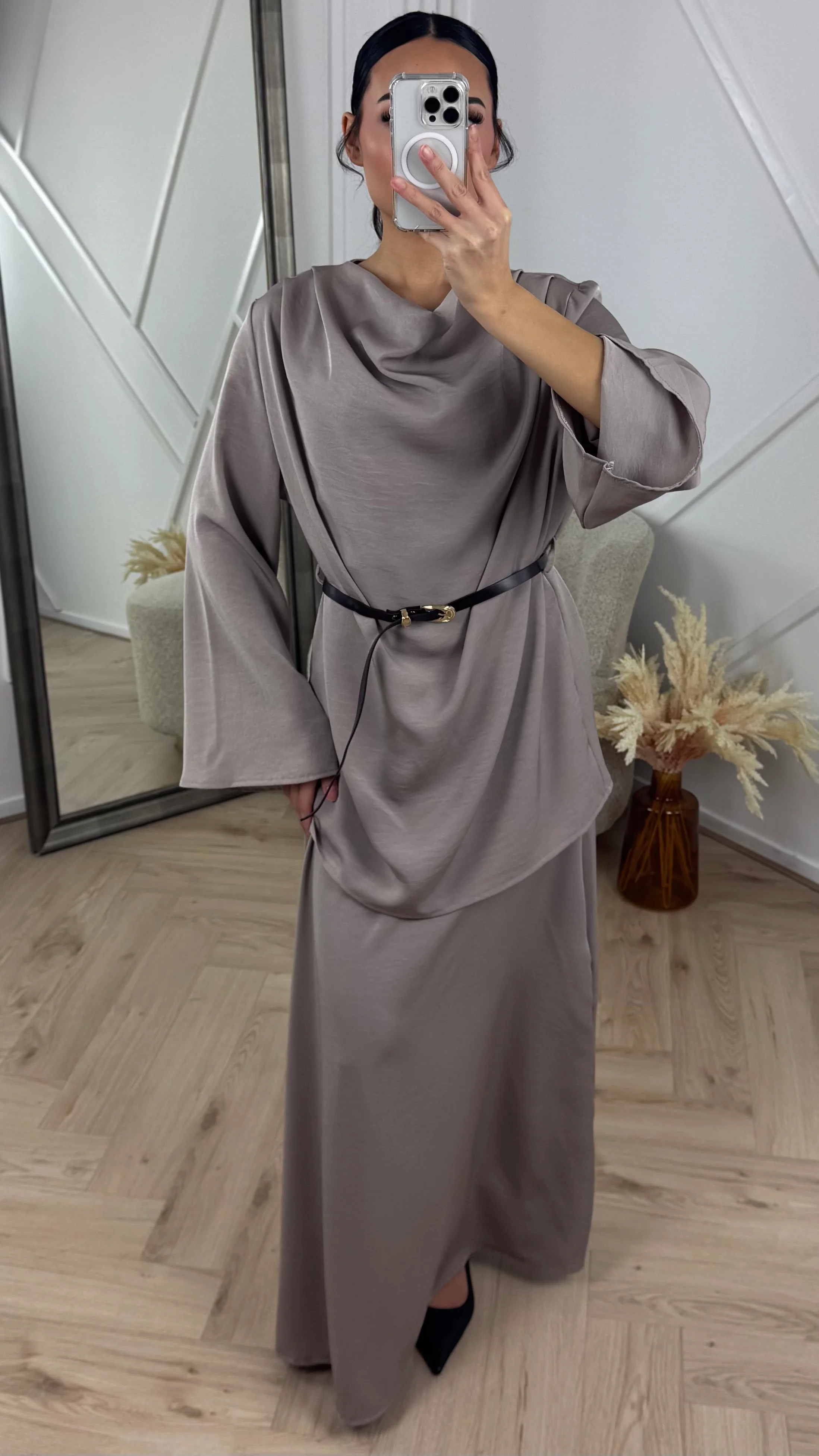 2-Piece Set met Ceintuur en Watervalhals - Image 2