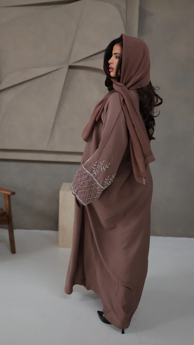 786 | Chester Detail Abaya + Tie Belt + Scarf - Image 4