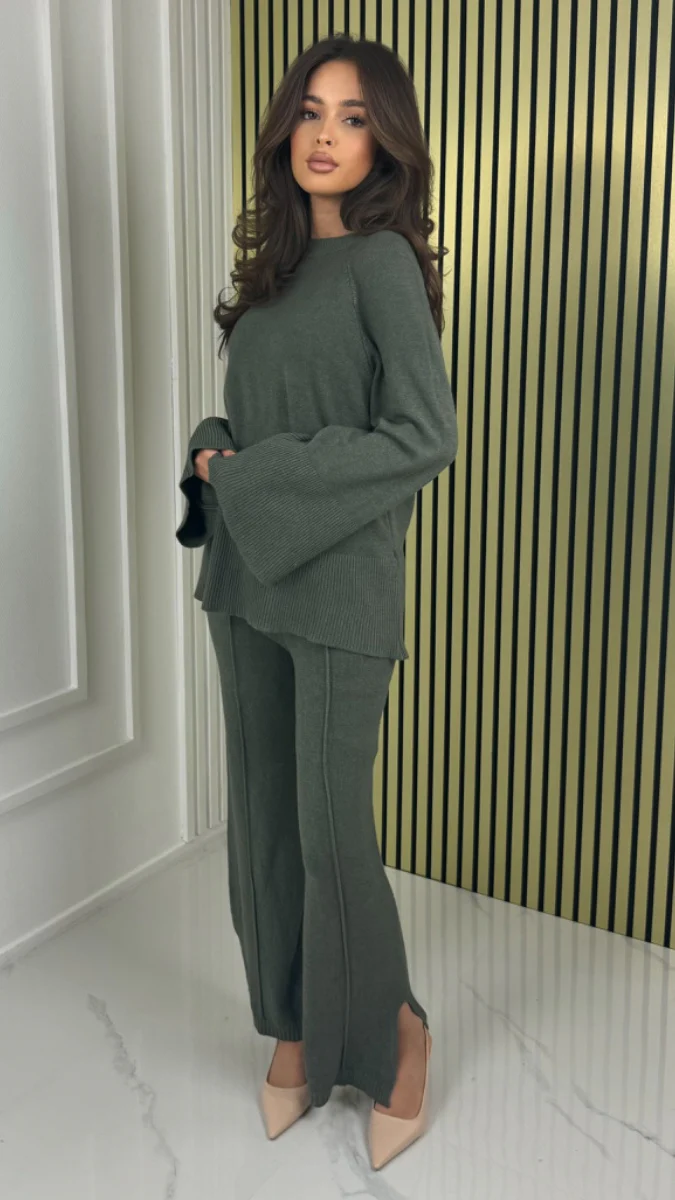 Basic Set Mid Line Stripe Split Details - Image 5
