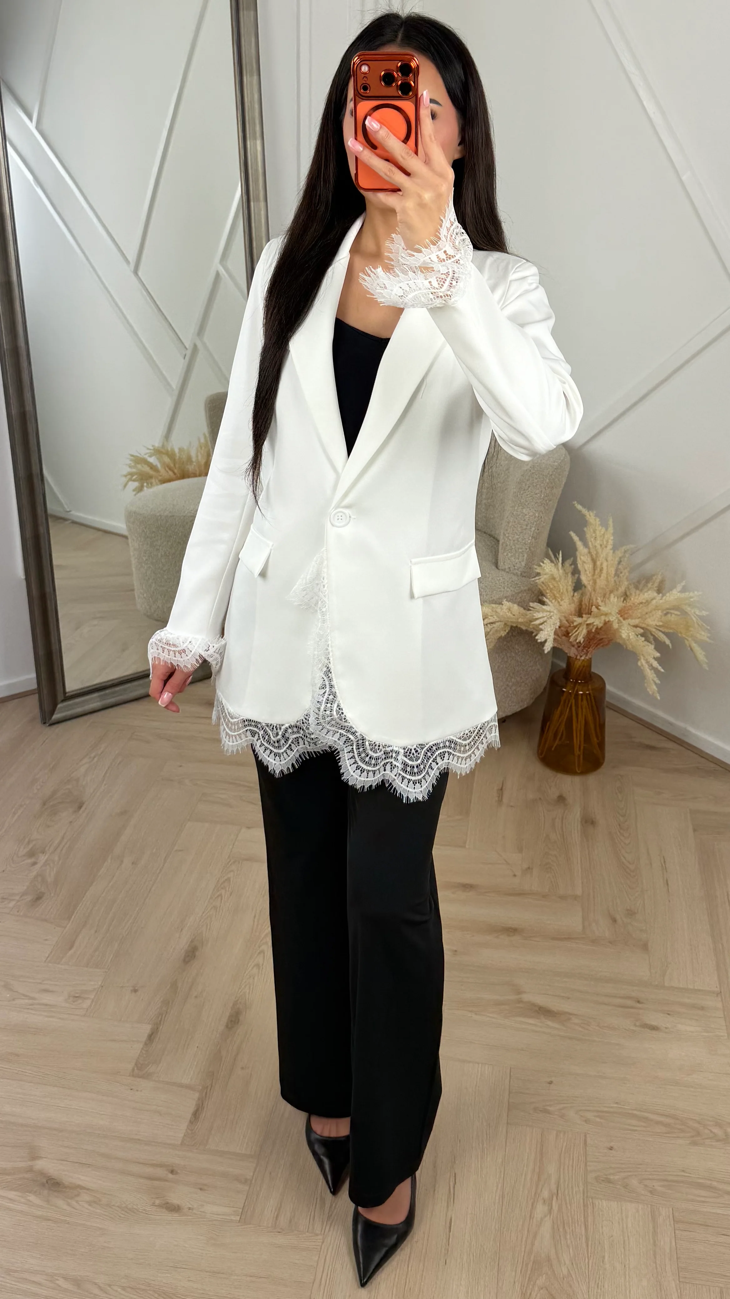 Blazer met Kantdetails en Satijnen Voering - Image 2