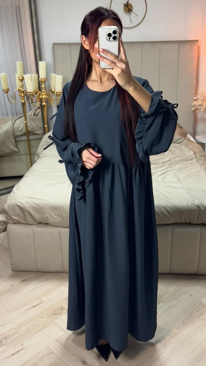 Bow Ties Abaya Ruffle Sleeve Detail - Image 12