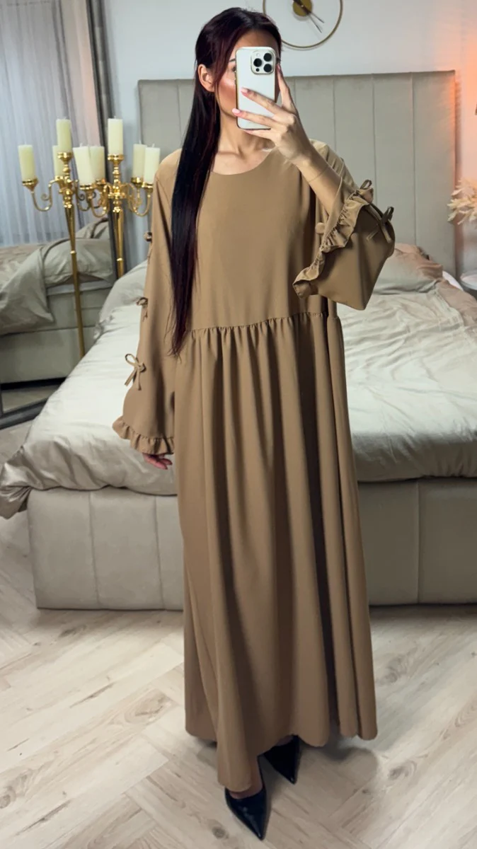 Bow Ties Abaya Ruffle Sleeve Detail - Image 5