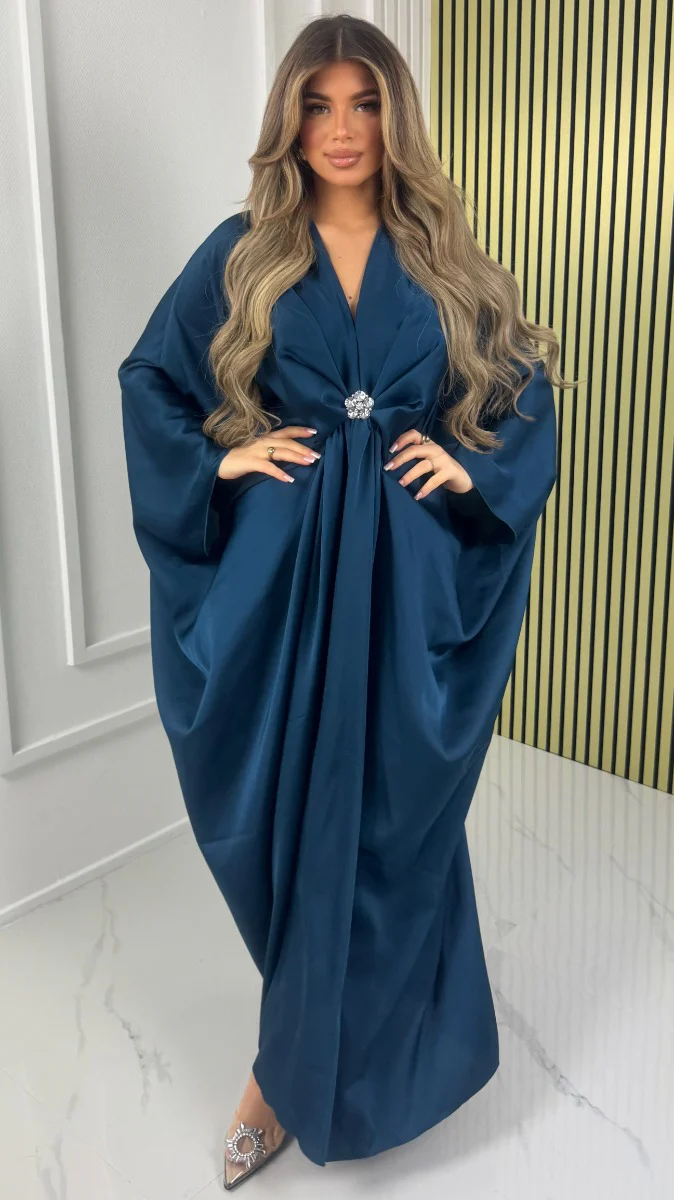 Brooch Detail Oversized Satin Dress - Image 8