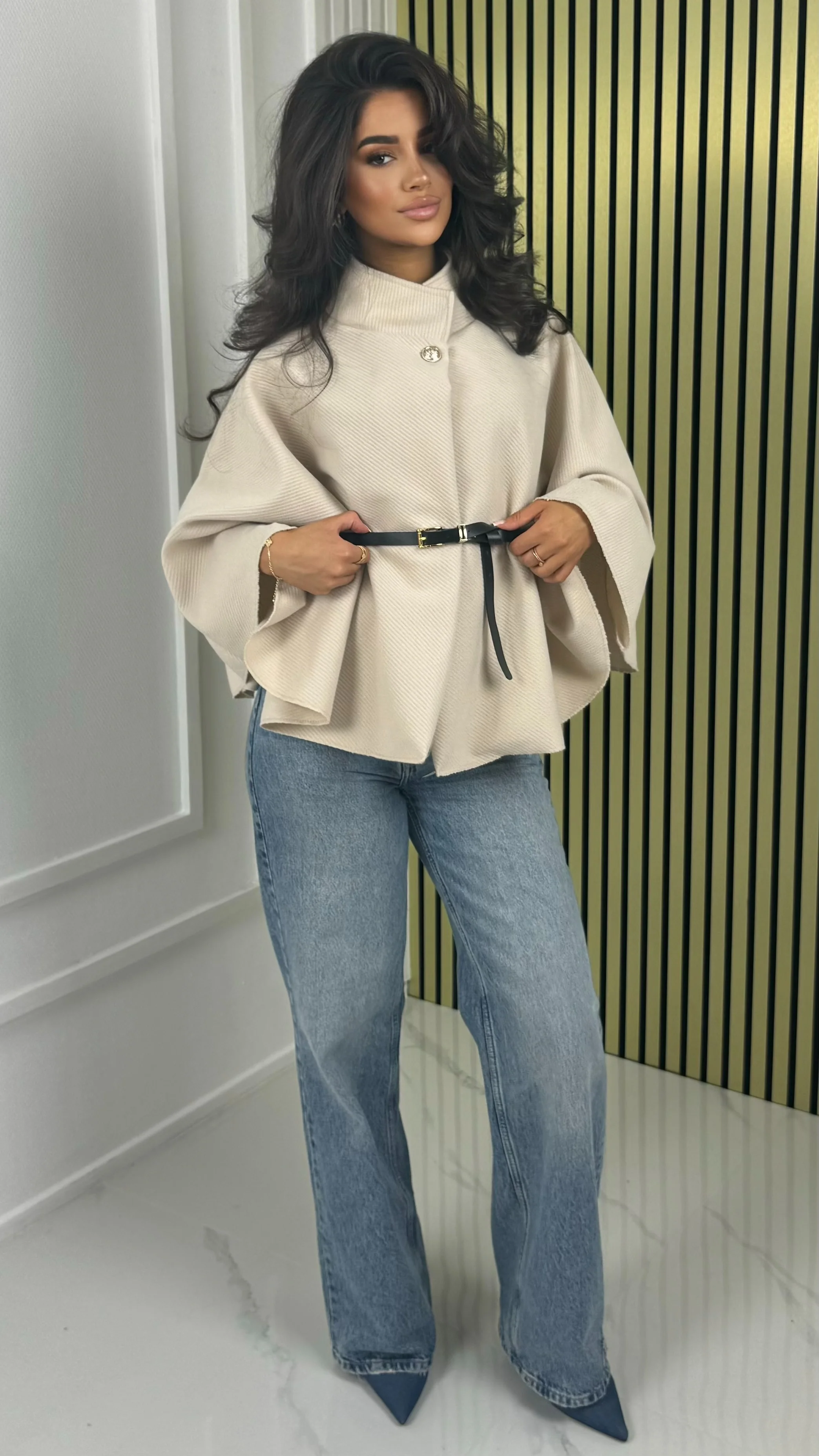 Butterfly Tie Belt Crop Coat - Image 10