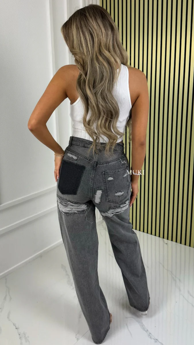 BY FARAH Ripped Mom Jeans - Image 11