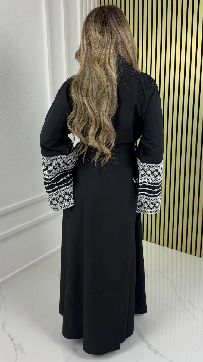 BY FARAH Tie Belt Linenstyle Kimono Embroidery Sleeve Detail - Image 6