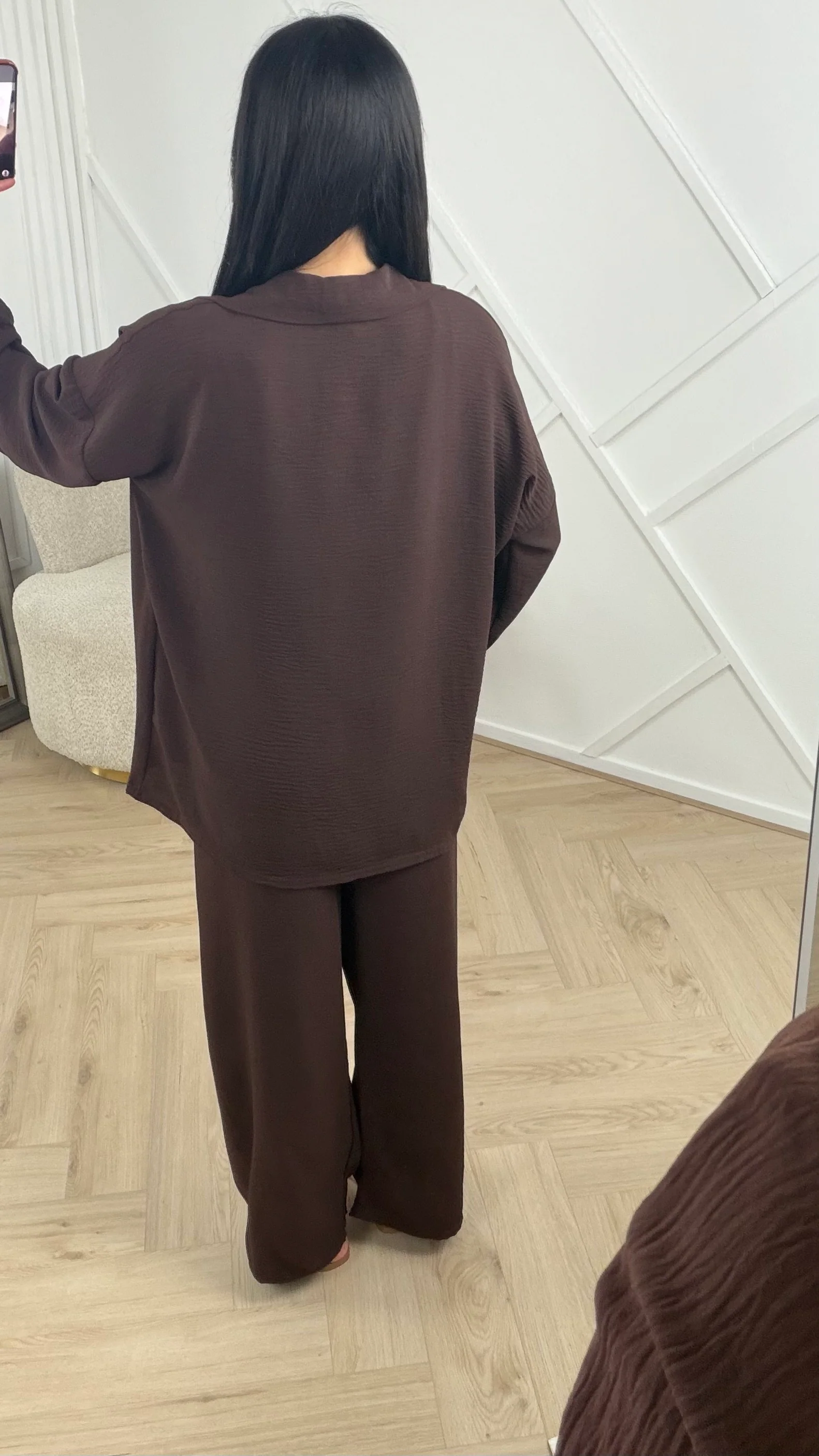 Crinkle Set met Oversized Blouse en Wijde Broek - Image 6