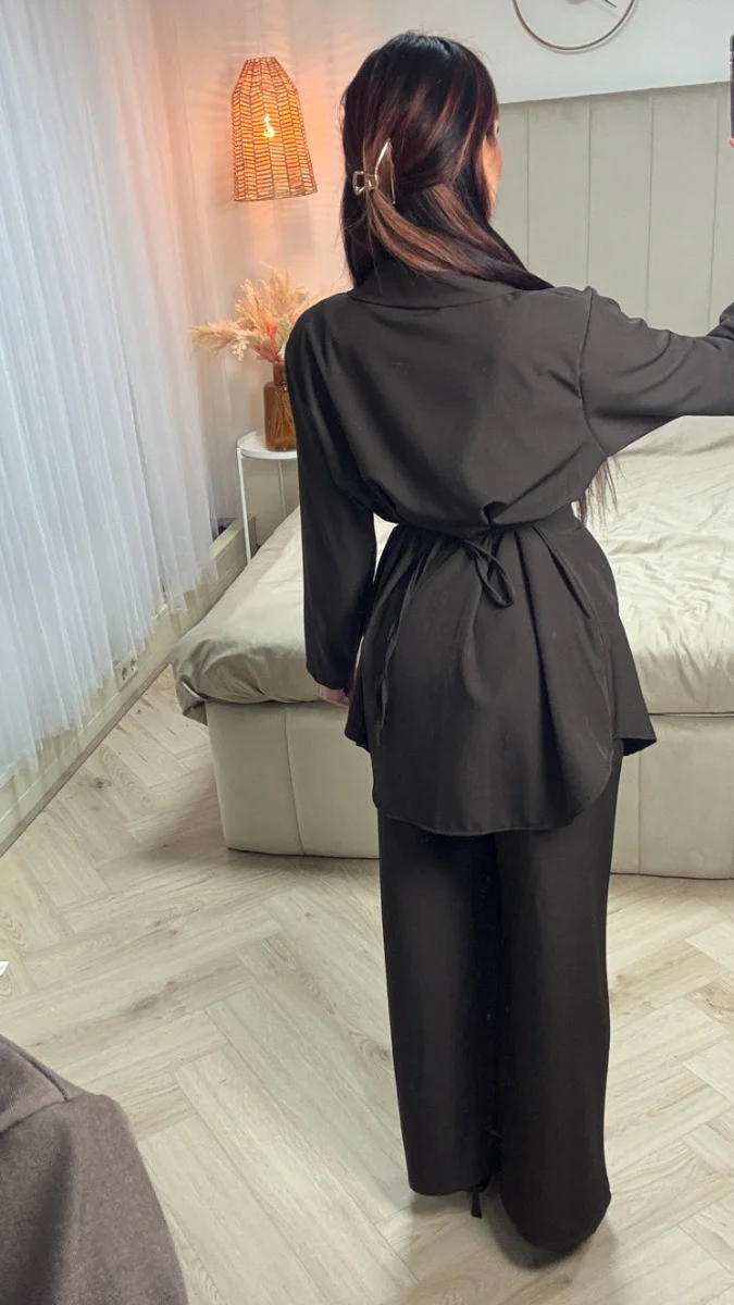 Essential Blouse Set Pleated Waist Detail - Image 7
