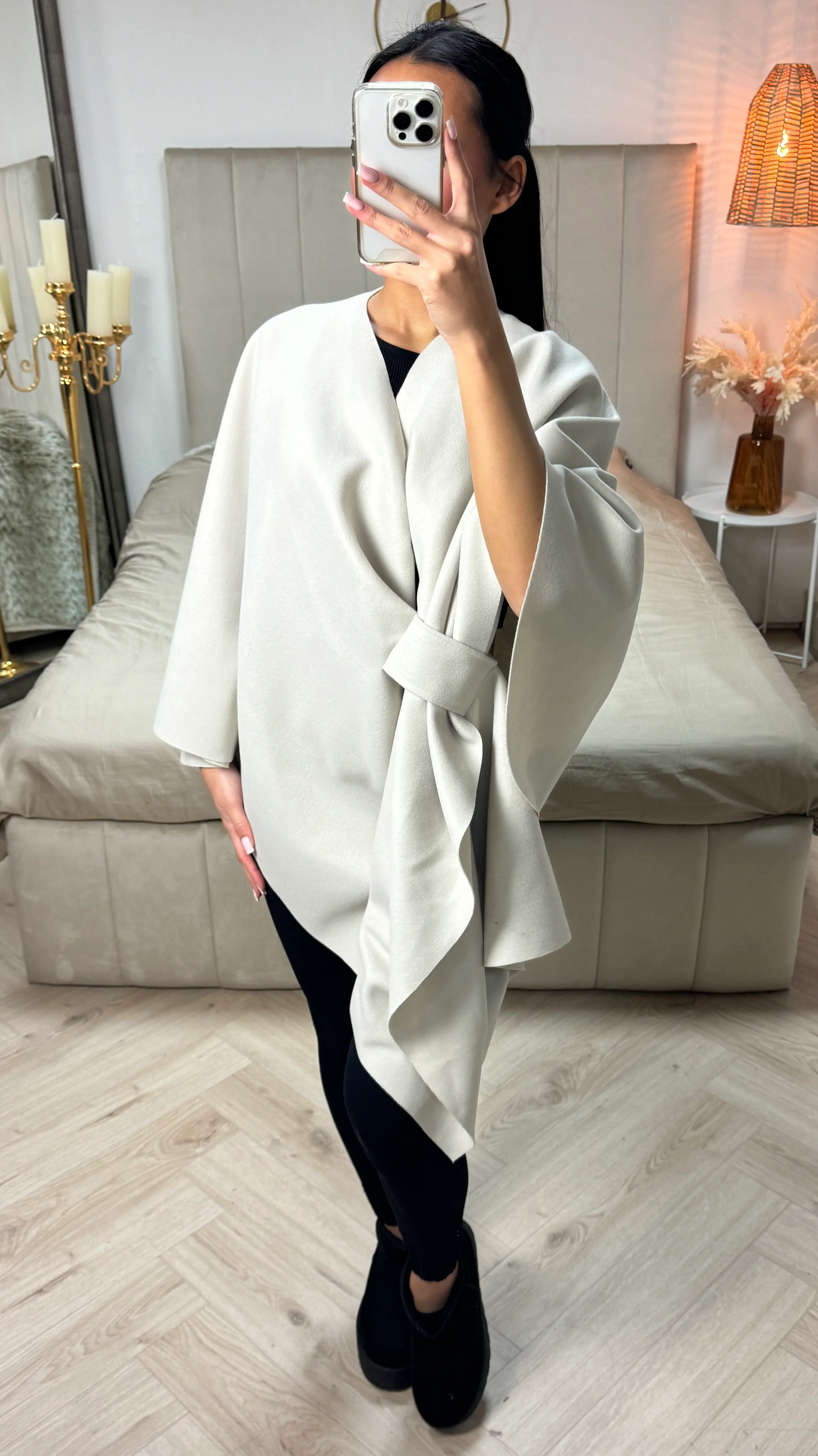 Essential Wrap Poncho Oversized - Image 15