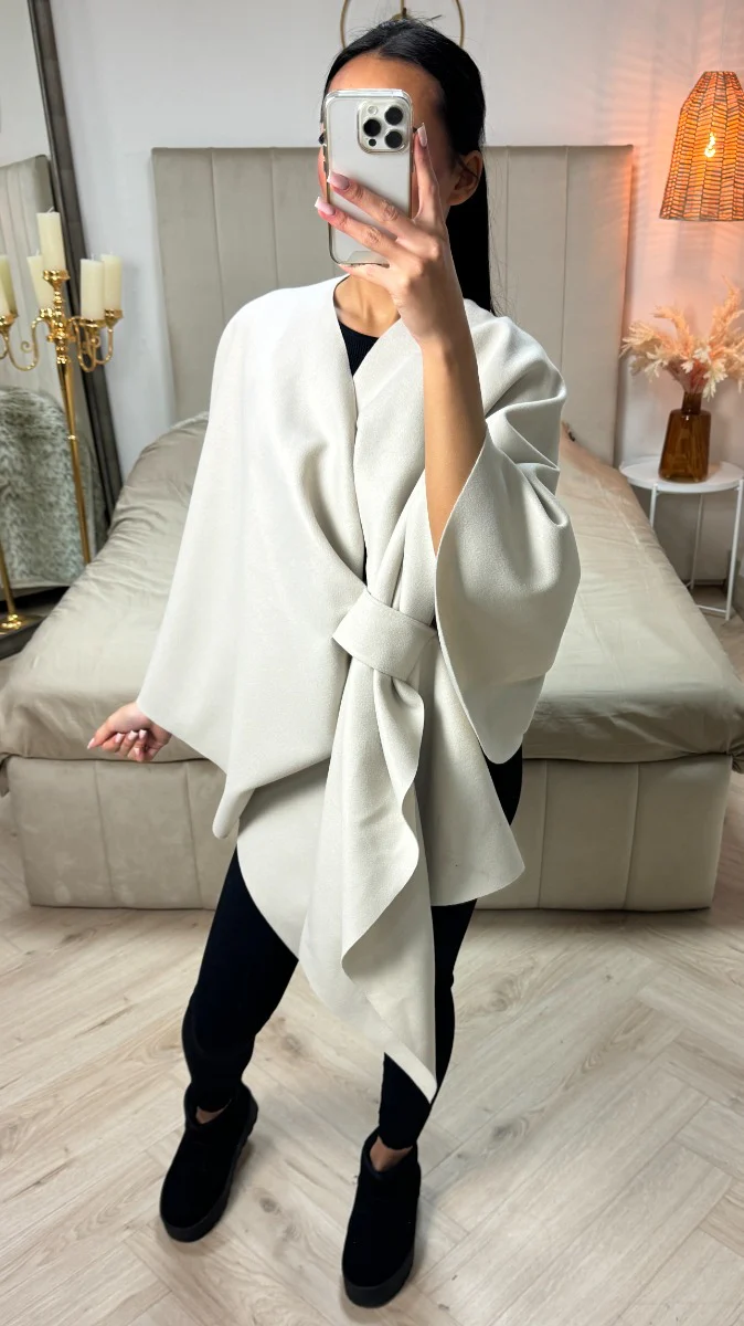 Essential Wrap Poncho Oversized - Image 5