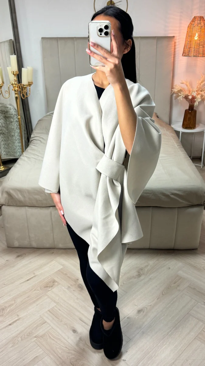 Essential Wrap Poncho Oversized - Image 6