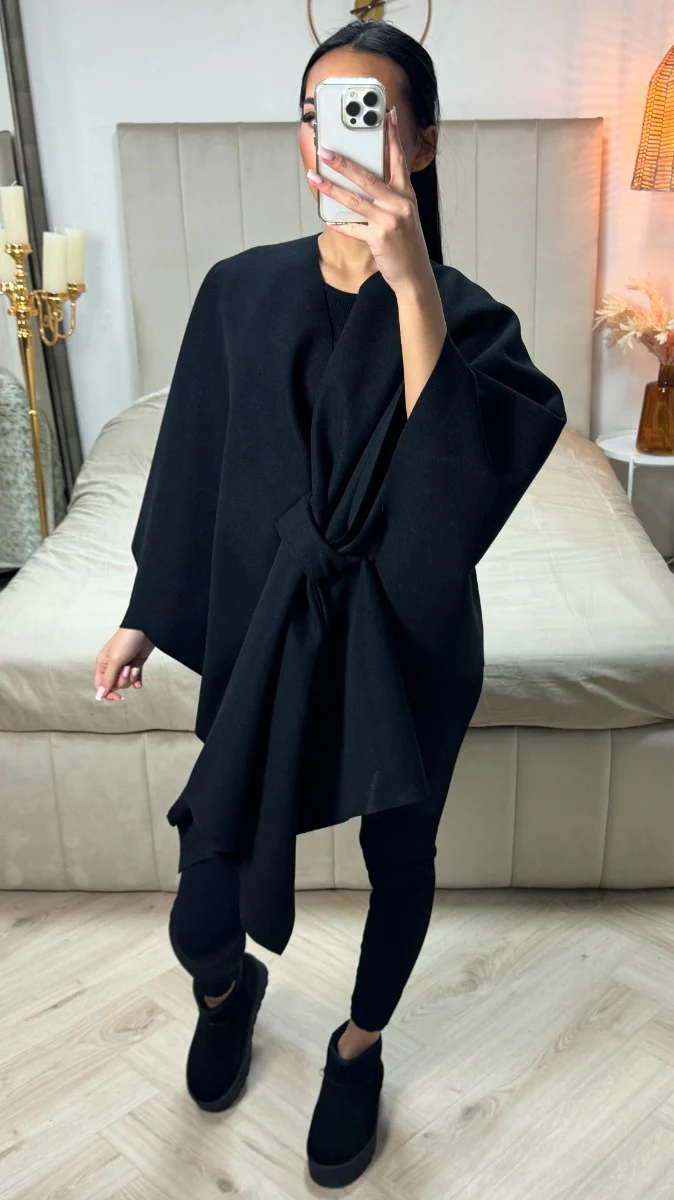 Essential Wrap Poncho Oversized - Image 8
