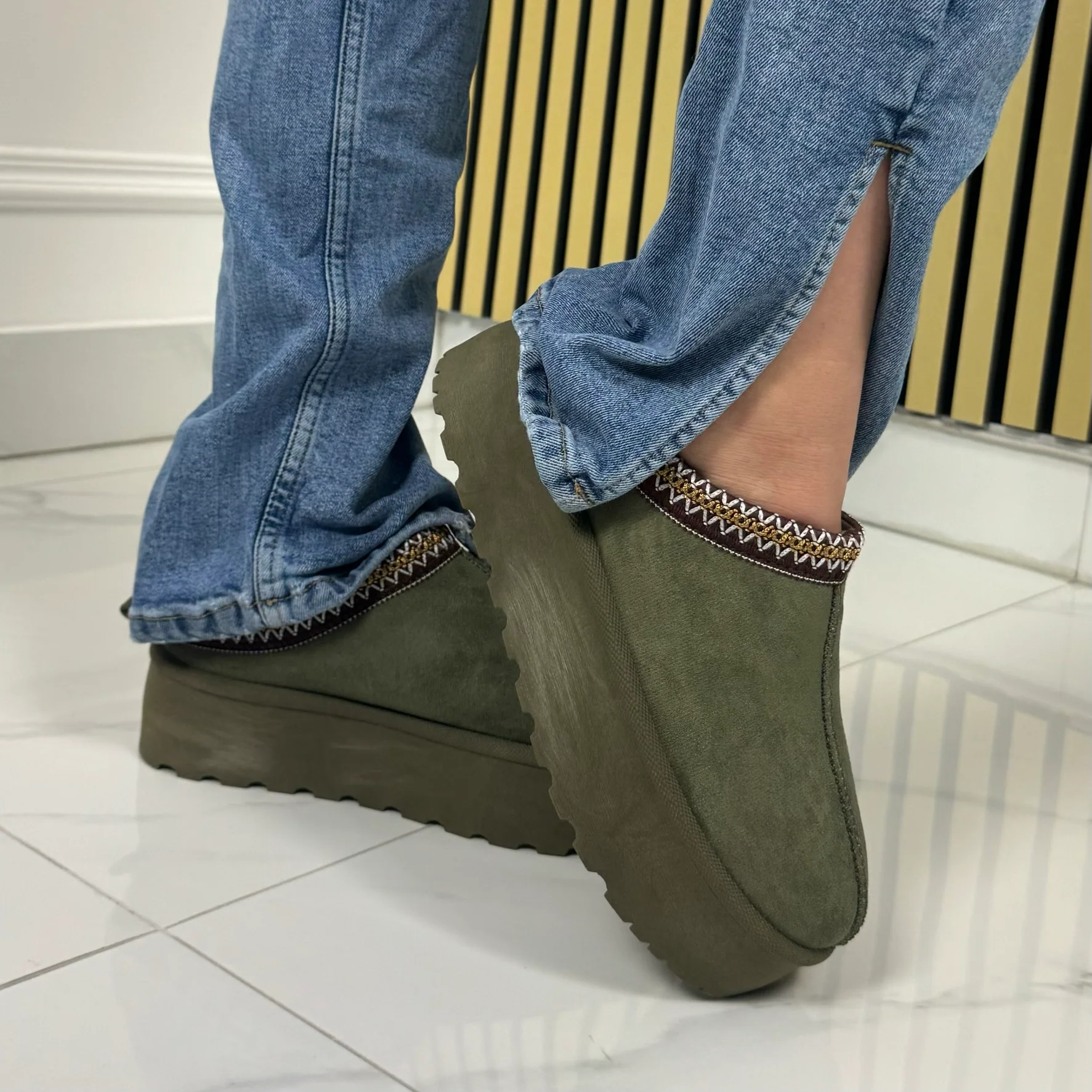 Famous 5CM Platform Taswoman Green S320 - Image 4