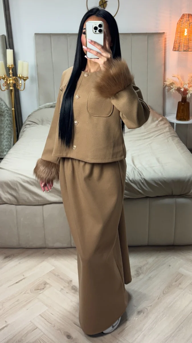 Faux Fur Sleeve Crop Cardigan Button Detail Skirt Set - Image 7