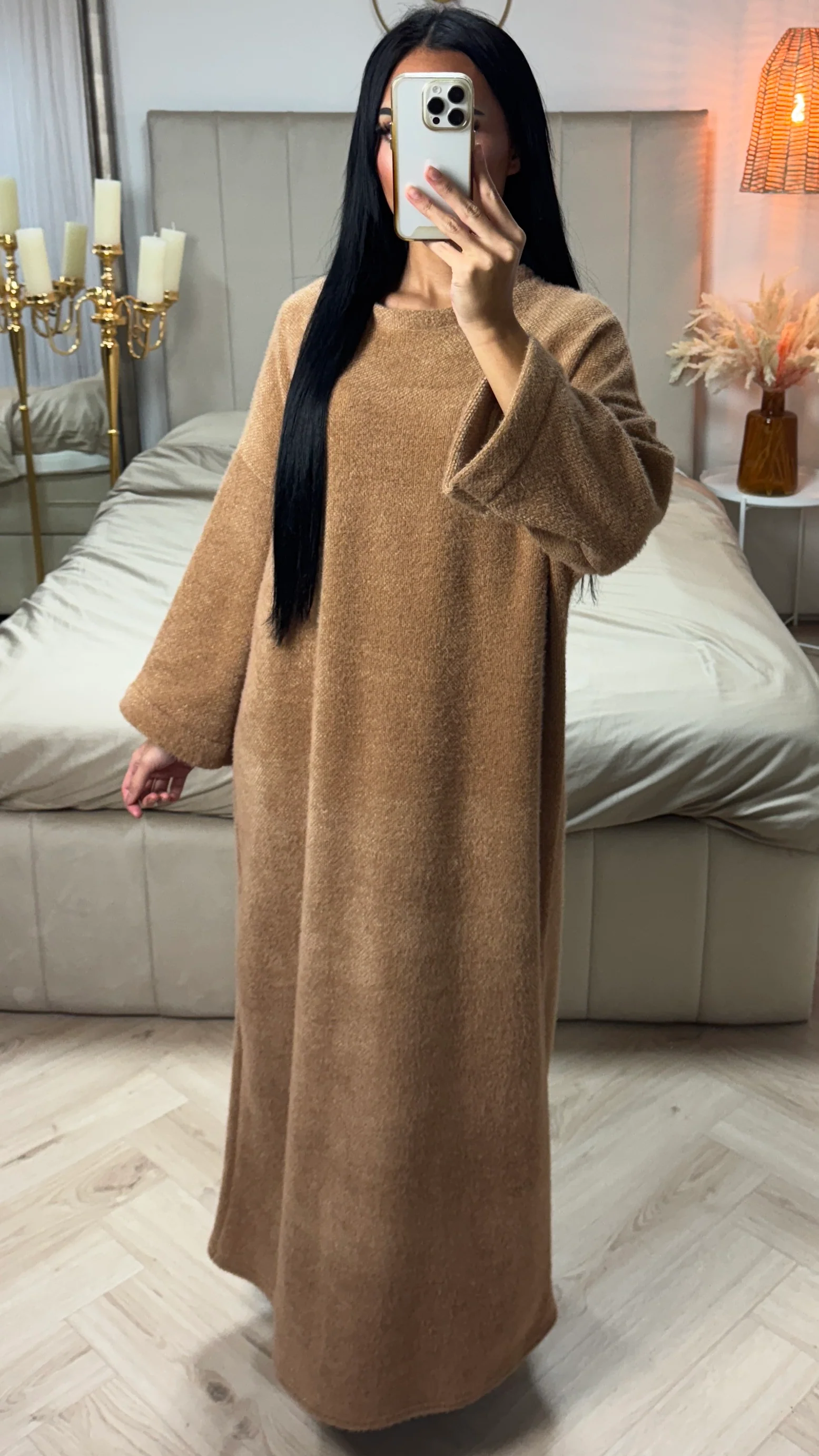 Fluffy Maxi Jurk met Wijde Mouwen