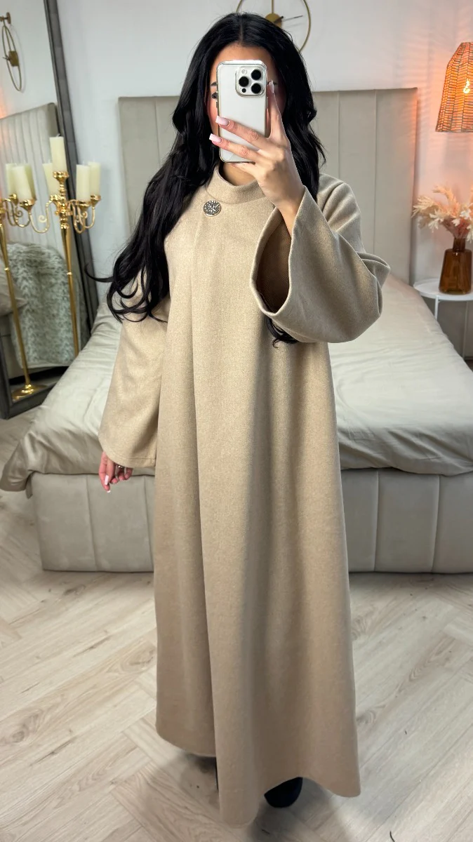 Golden Button Detail Fully Covered Maxi Coat - Image 4
