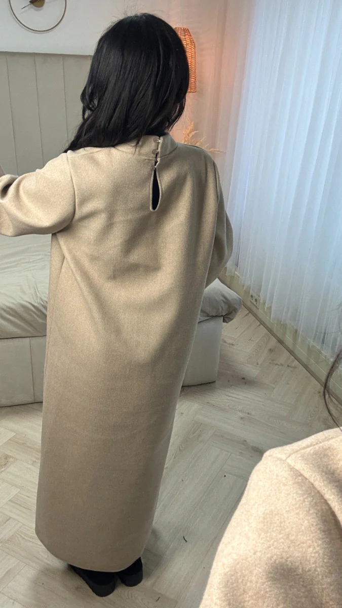 Golden Button Detail Fully Covered Maxi Coat - Image 5