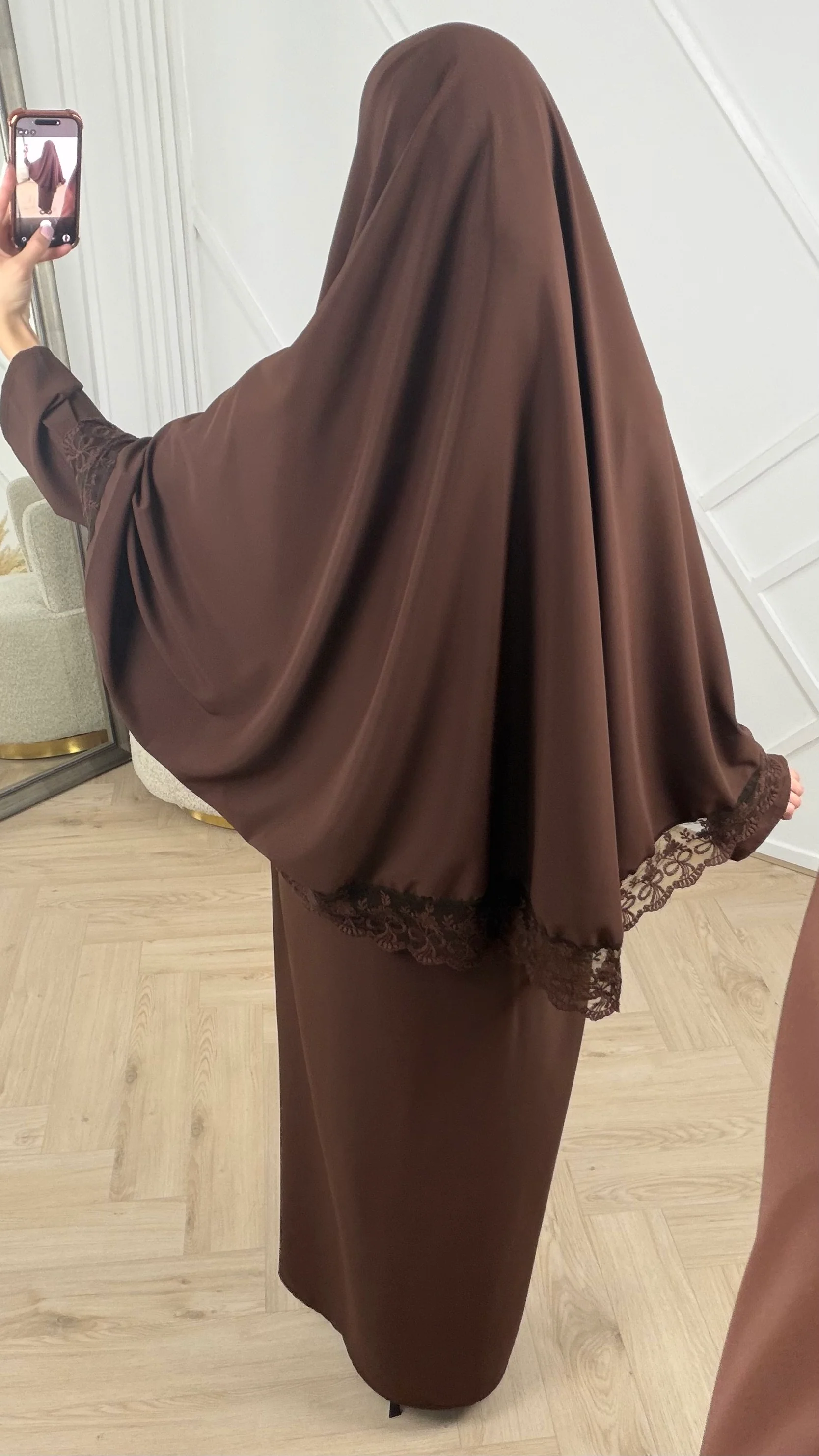Khimar Maxi Jurk met Kantafwerking - Image 10