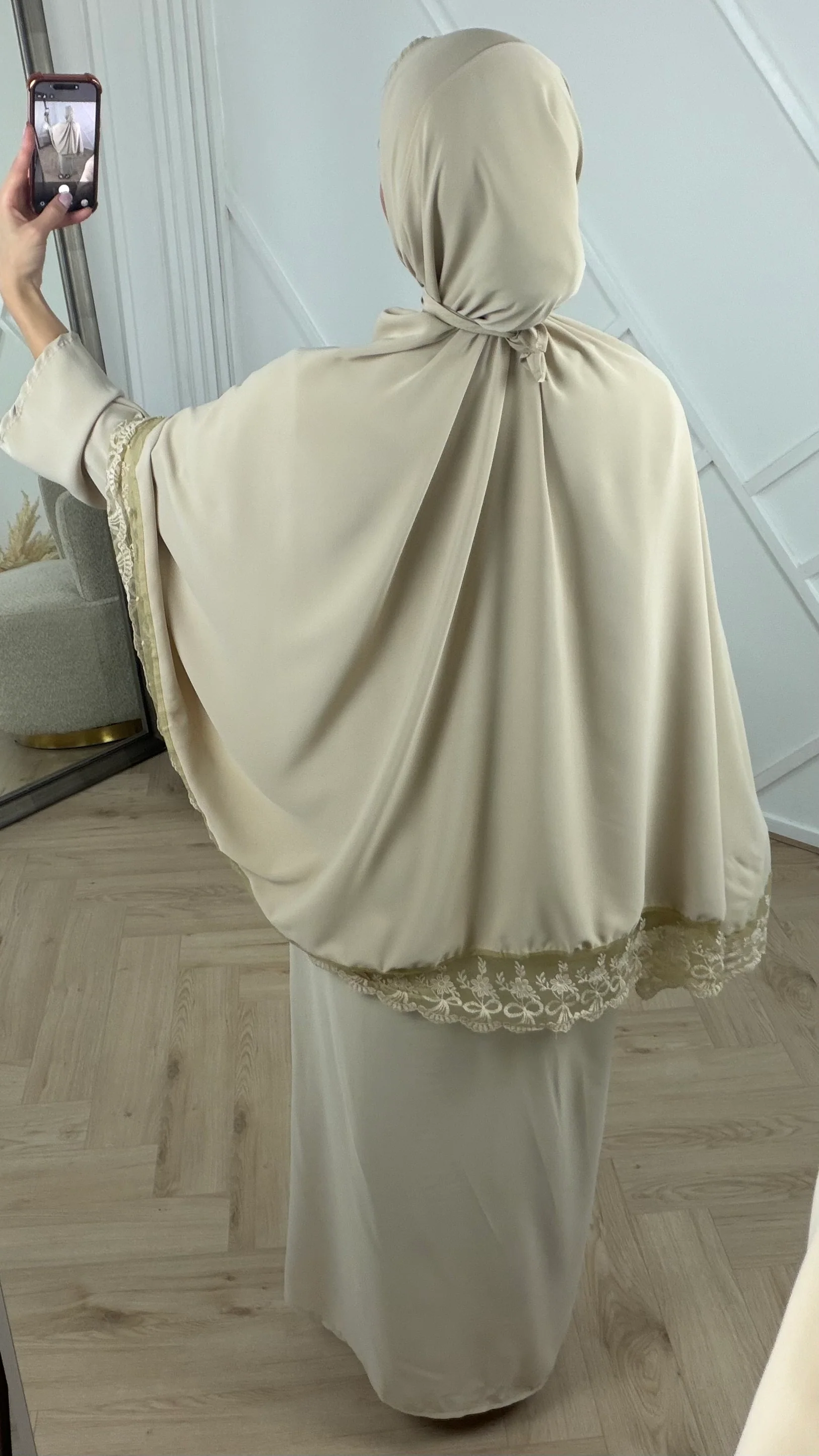 Khimar Maxi Jurk met Kantafwerking - Image 8
