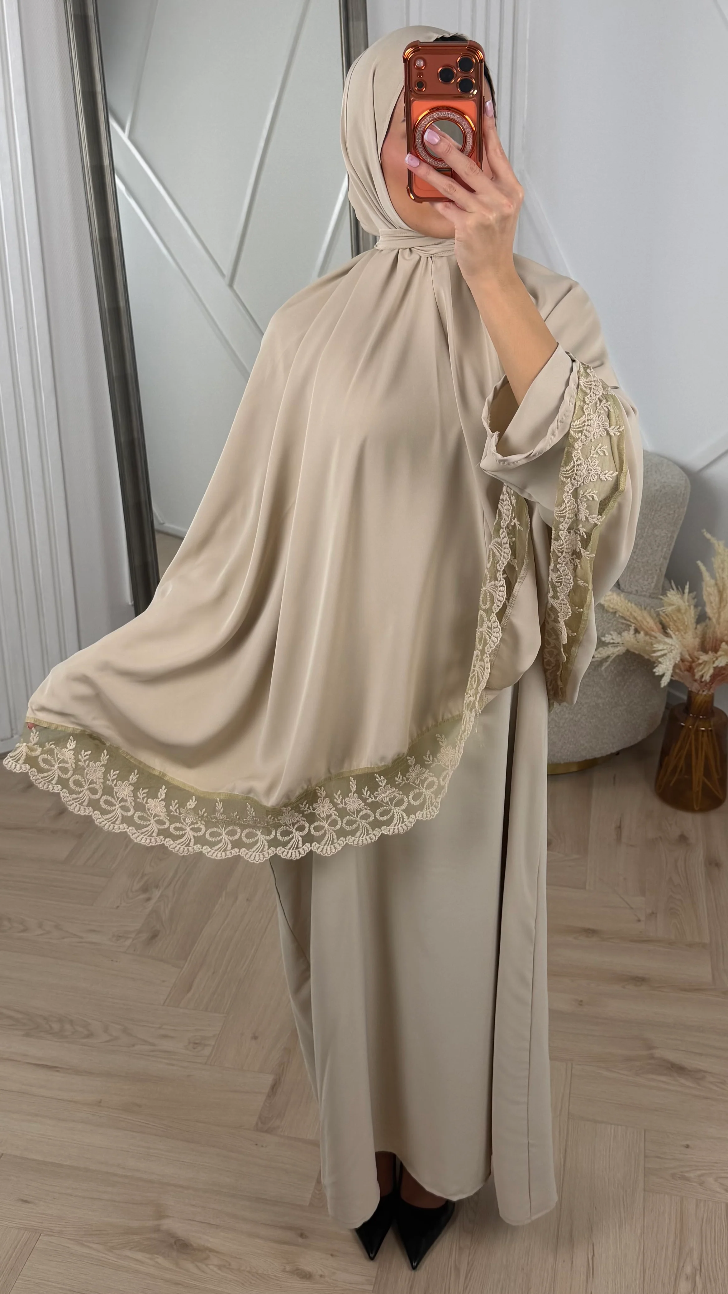 Khimar Maxi Jurk met Kantafwerking - Image 9