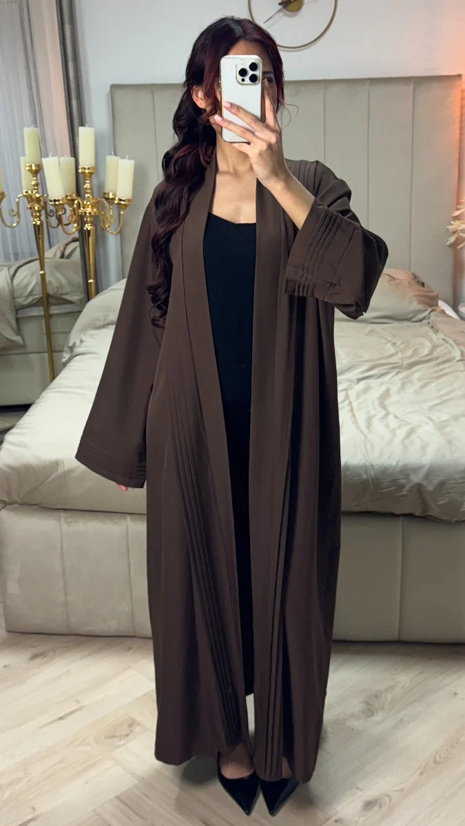 Kimono Pleated Details