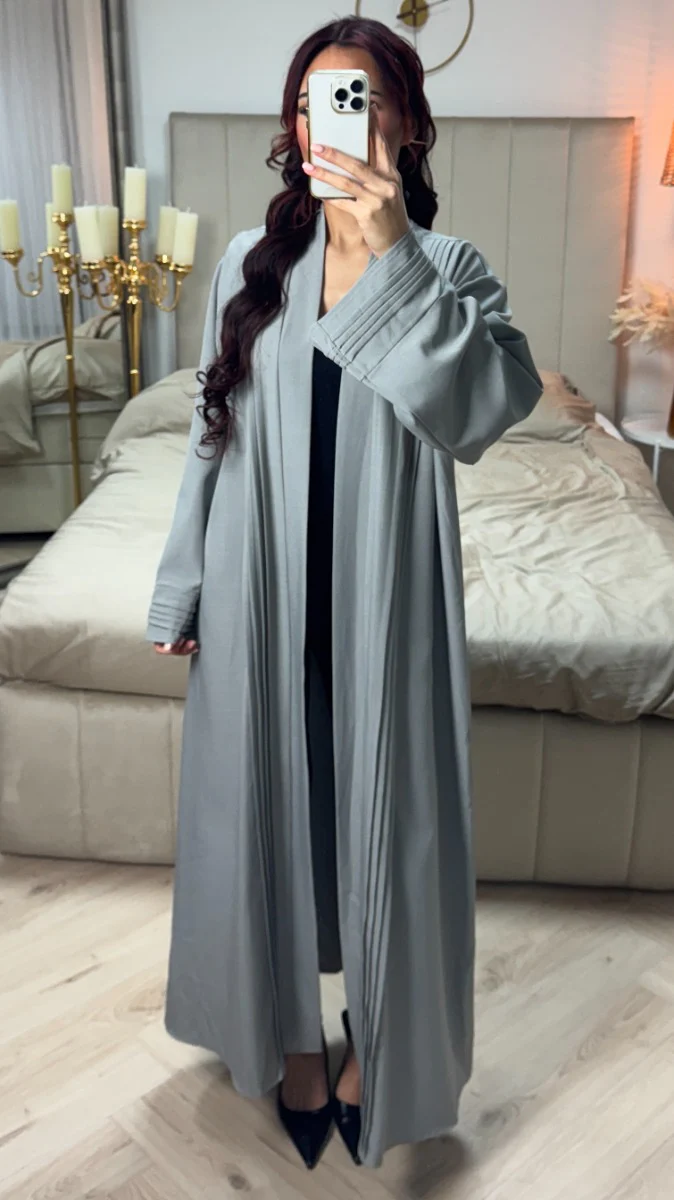 Kimono Pleated Details - Image 20