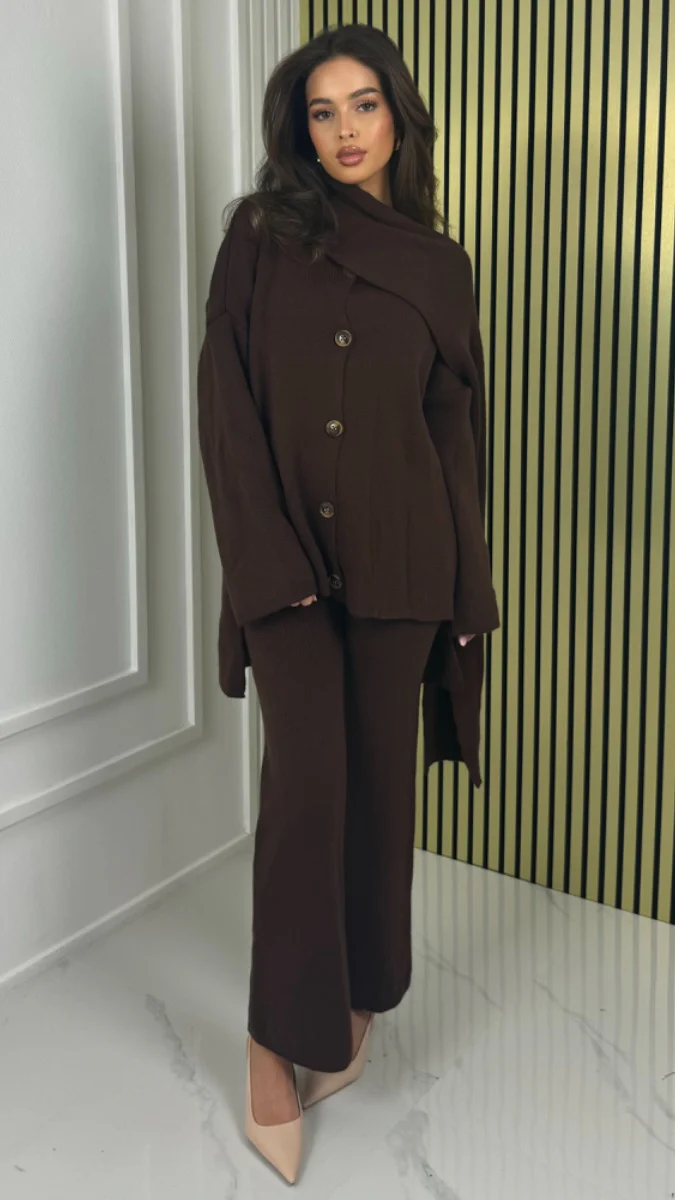 Knitwear 5 button Set Integrated Shawl - Image 12