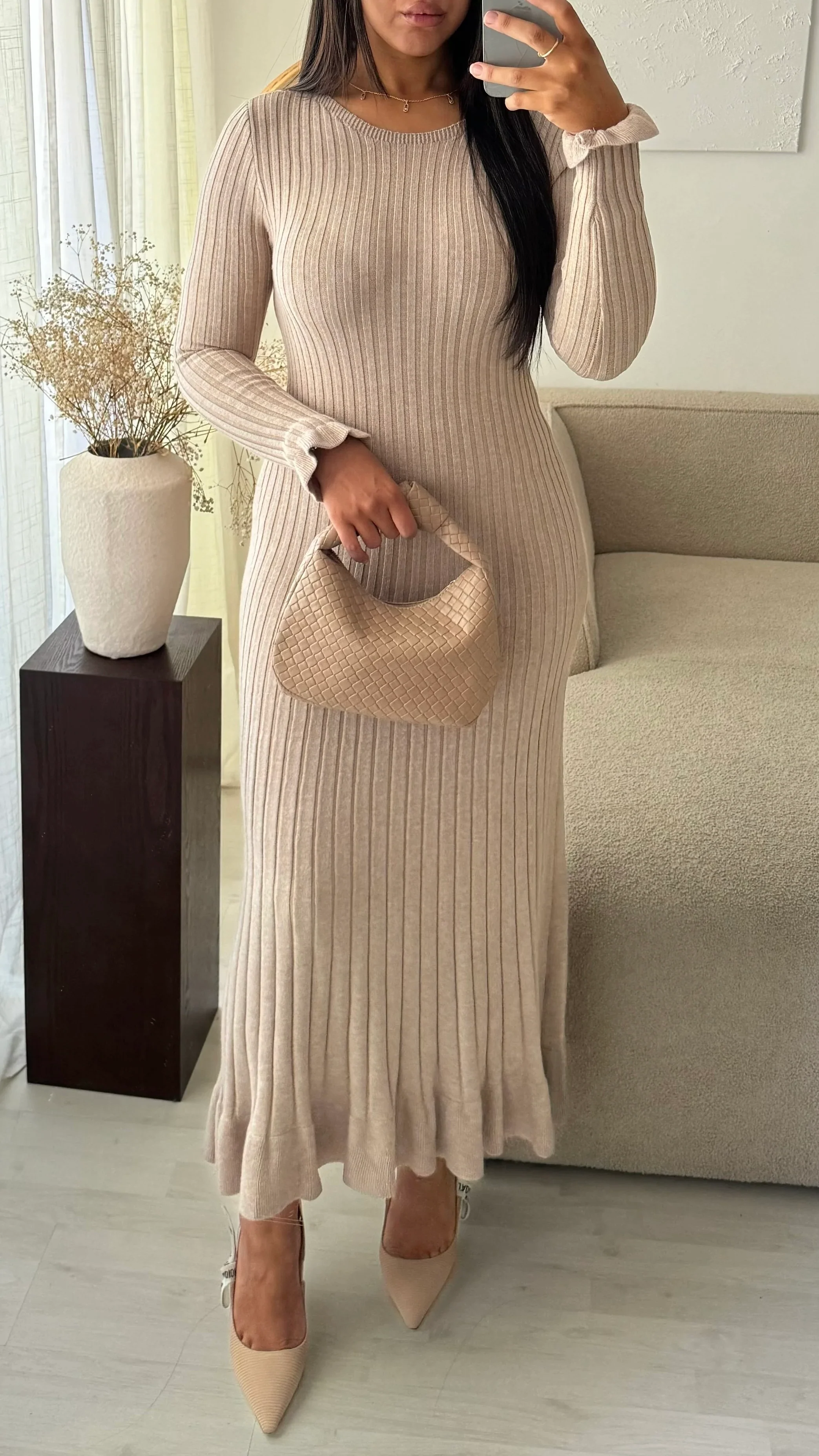 Knitwear Maxi Dress Ruffle Sleeve And Bottom - Image 8