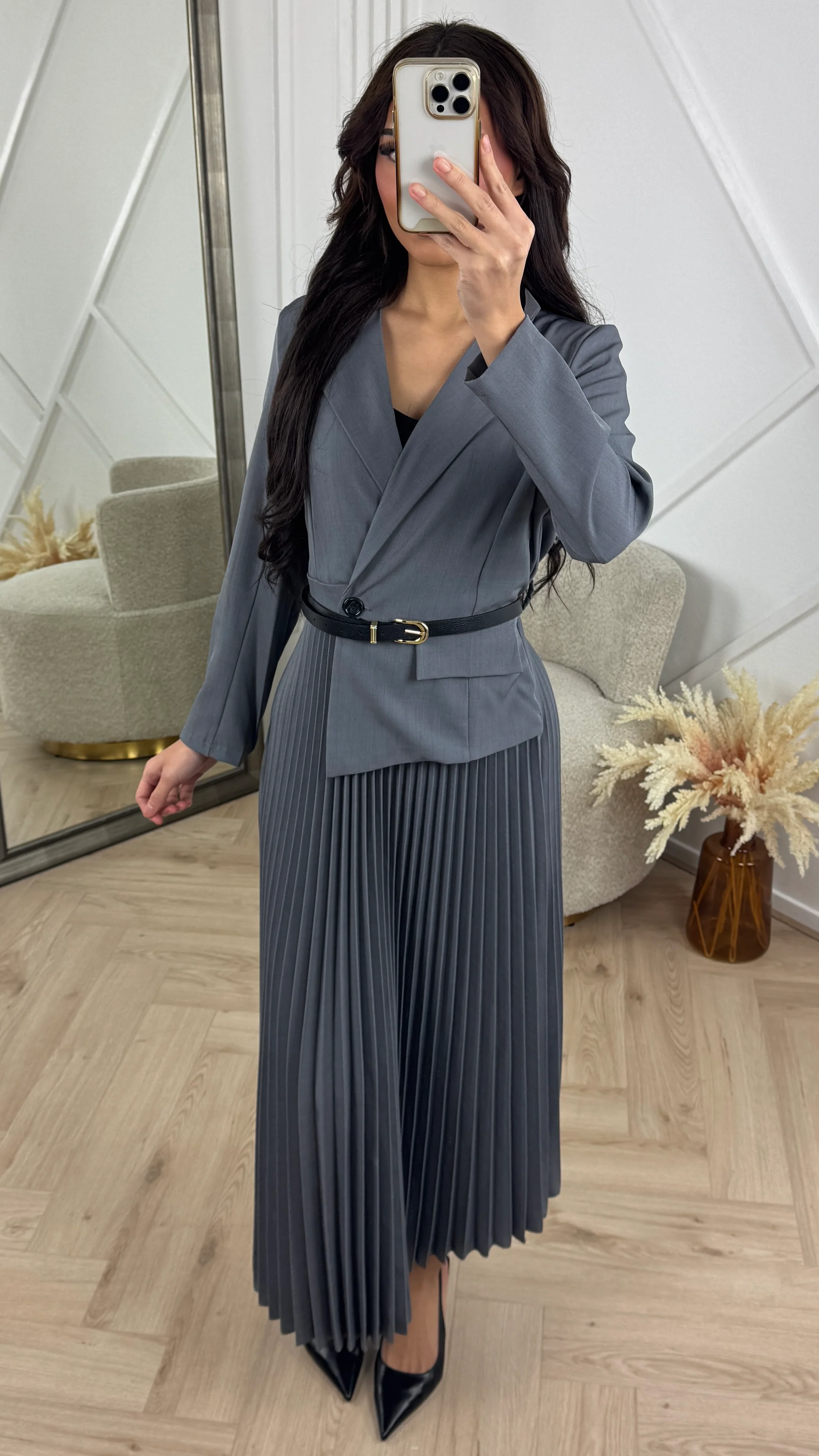 Luxe Blazer Plissé Maxi Jurk met Ceintuur - Image 5