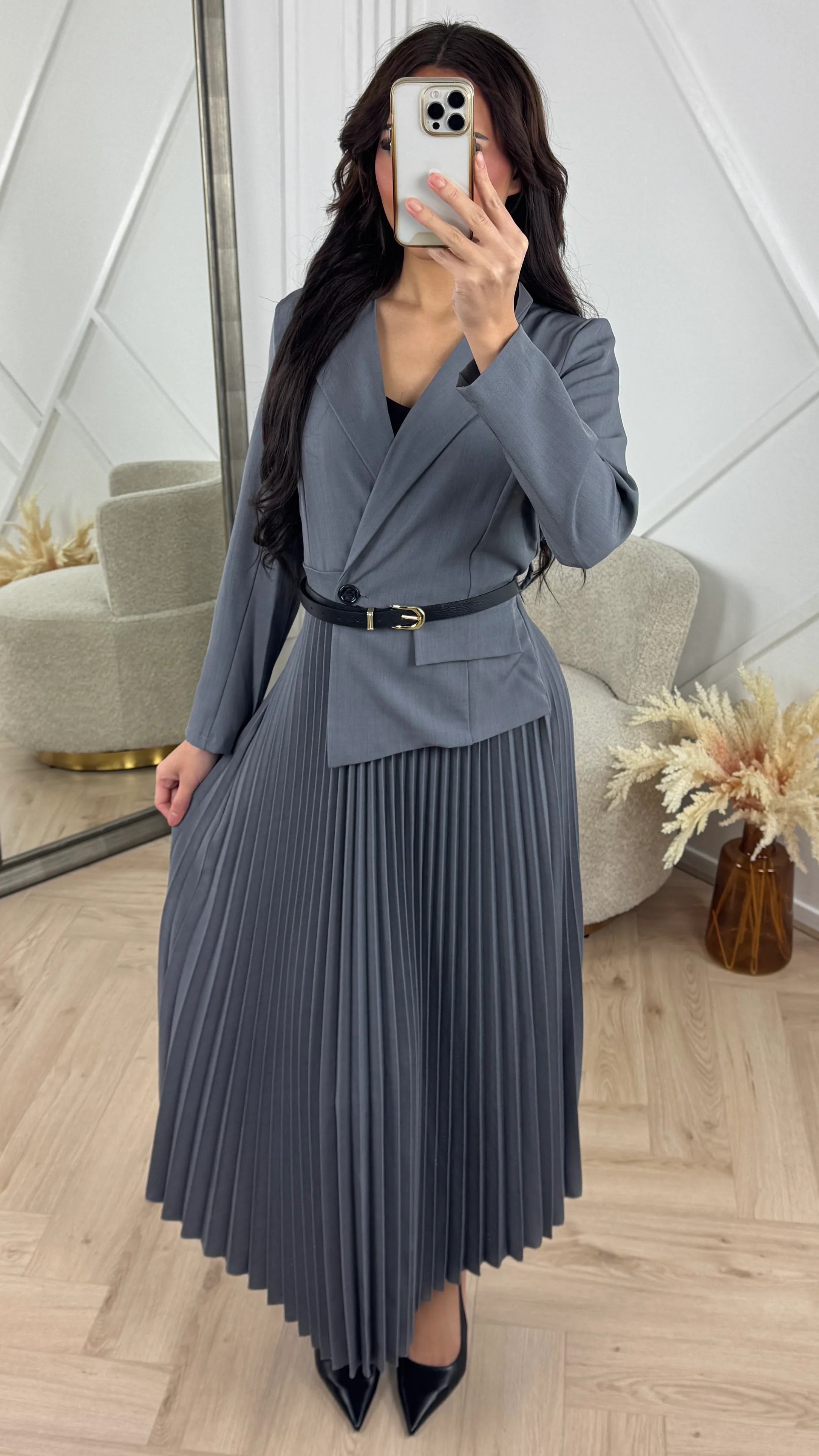Luxe Blazer Plissé Maxi Jurk met Ceintuur - Image 7