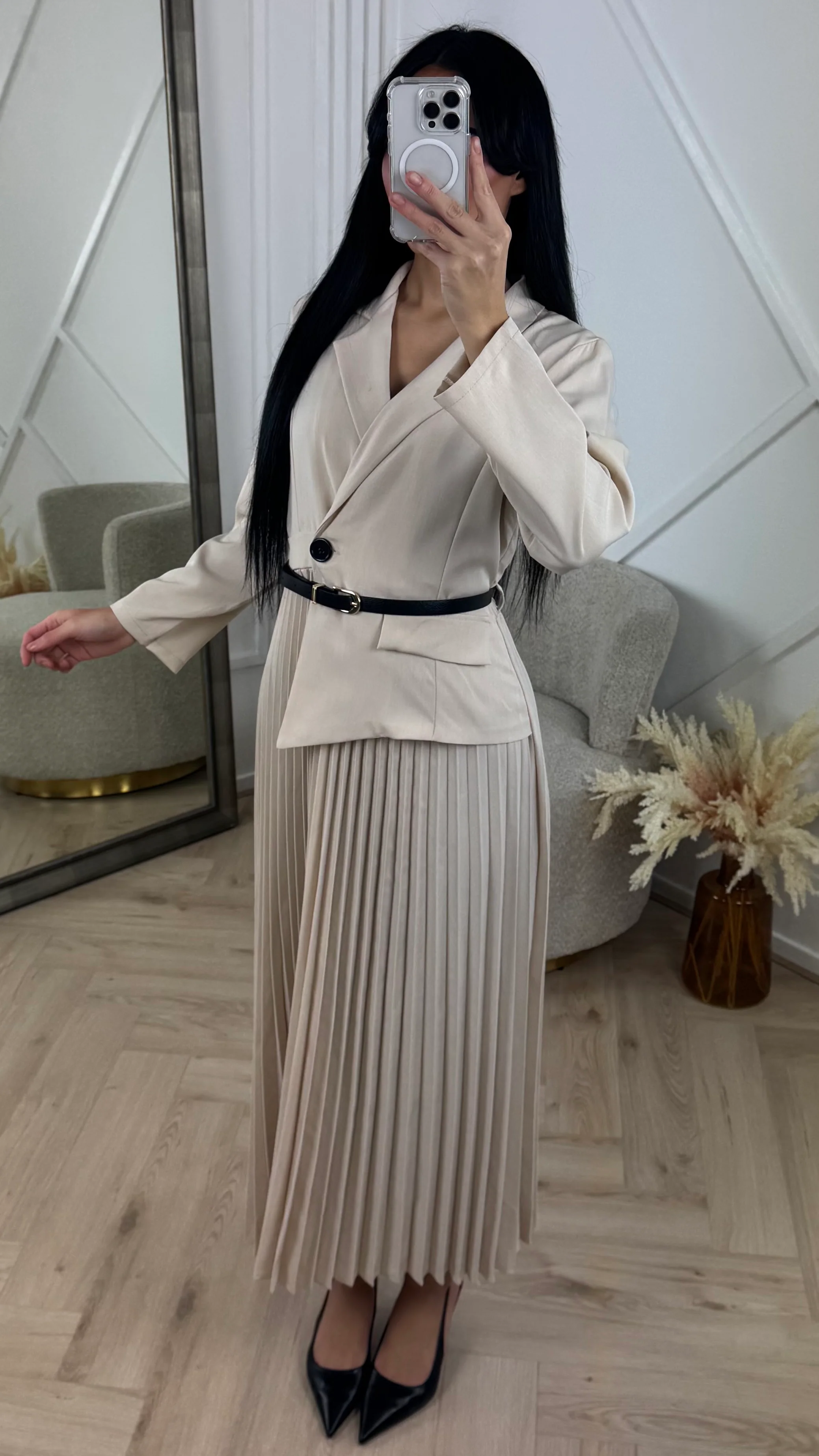 Luxe Blazer Plissé Maxi Jurk met Ceintuur - Image 8