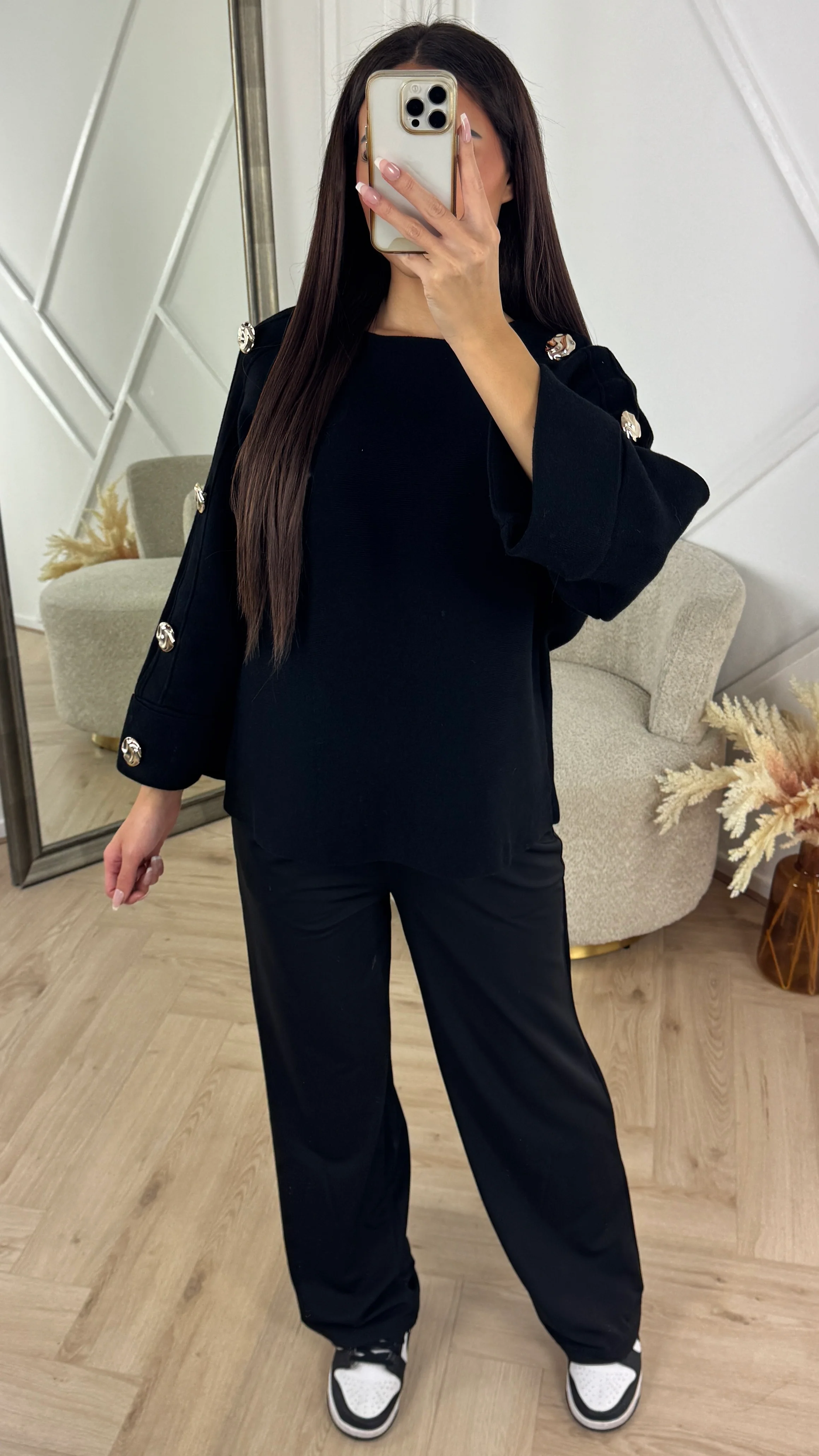 Luxe Knit Top met Gouden Knopen op de Mouwen - Image 5