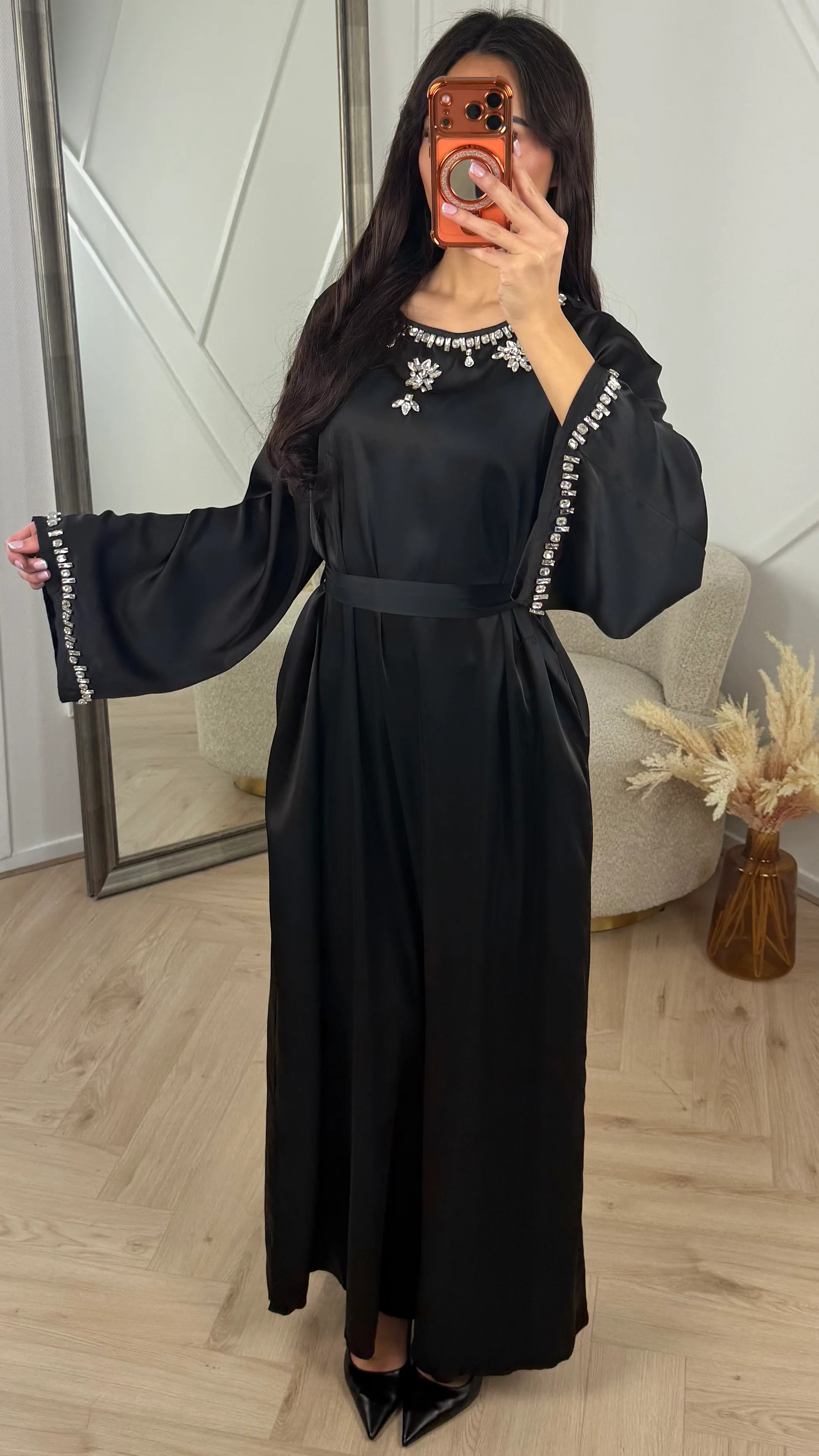 Luxe Maxi Jurk met Kristalborduursel en Wijde Mouwen - Image 6