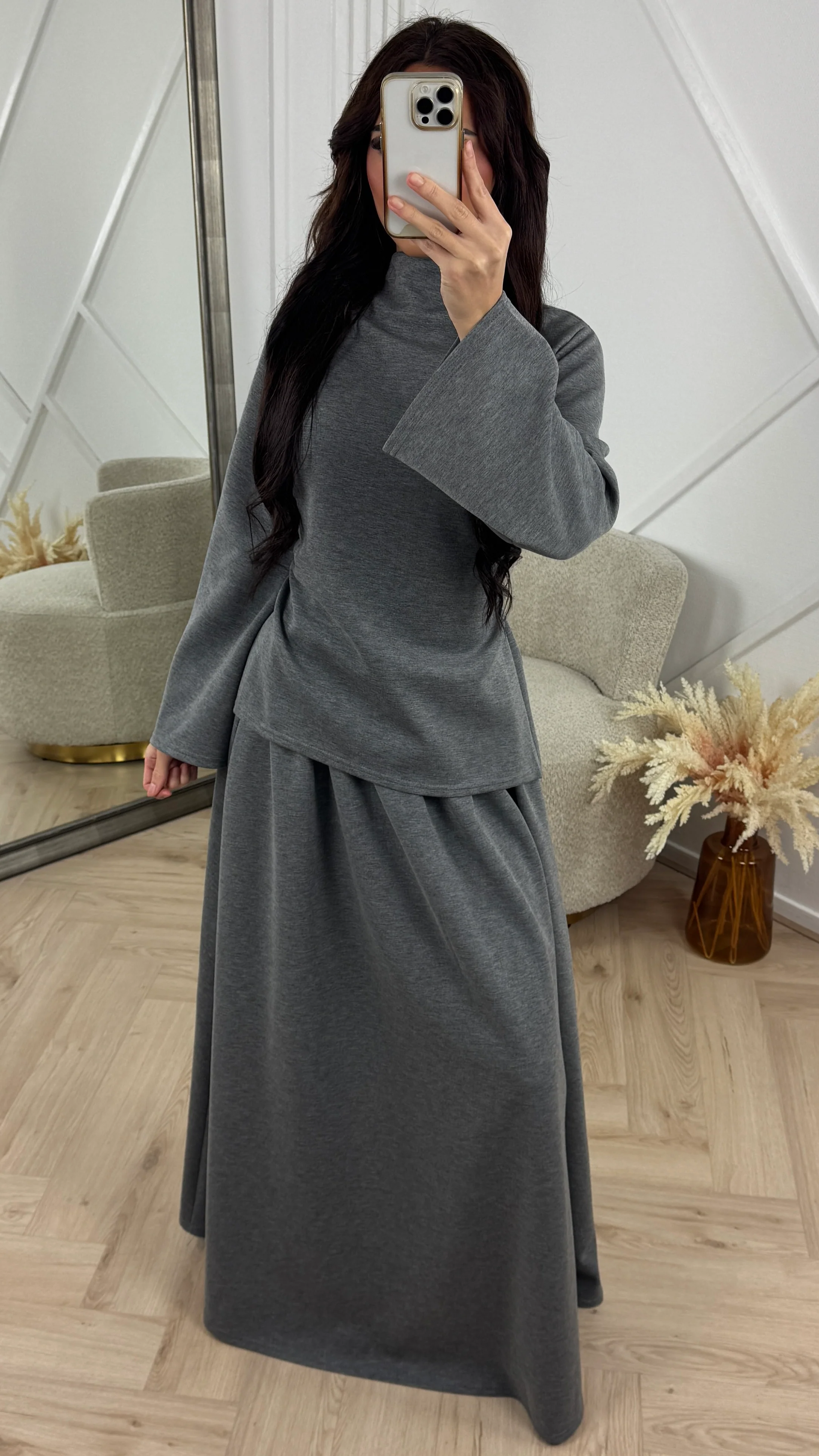 Luxe Rok Set met Hoge Hals en Taillelint - Image 10