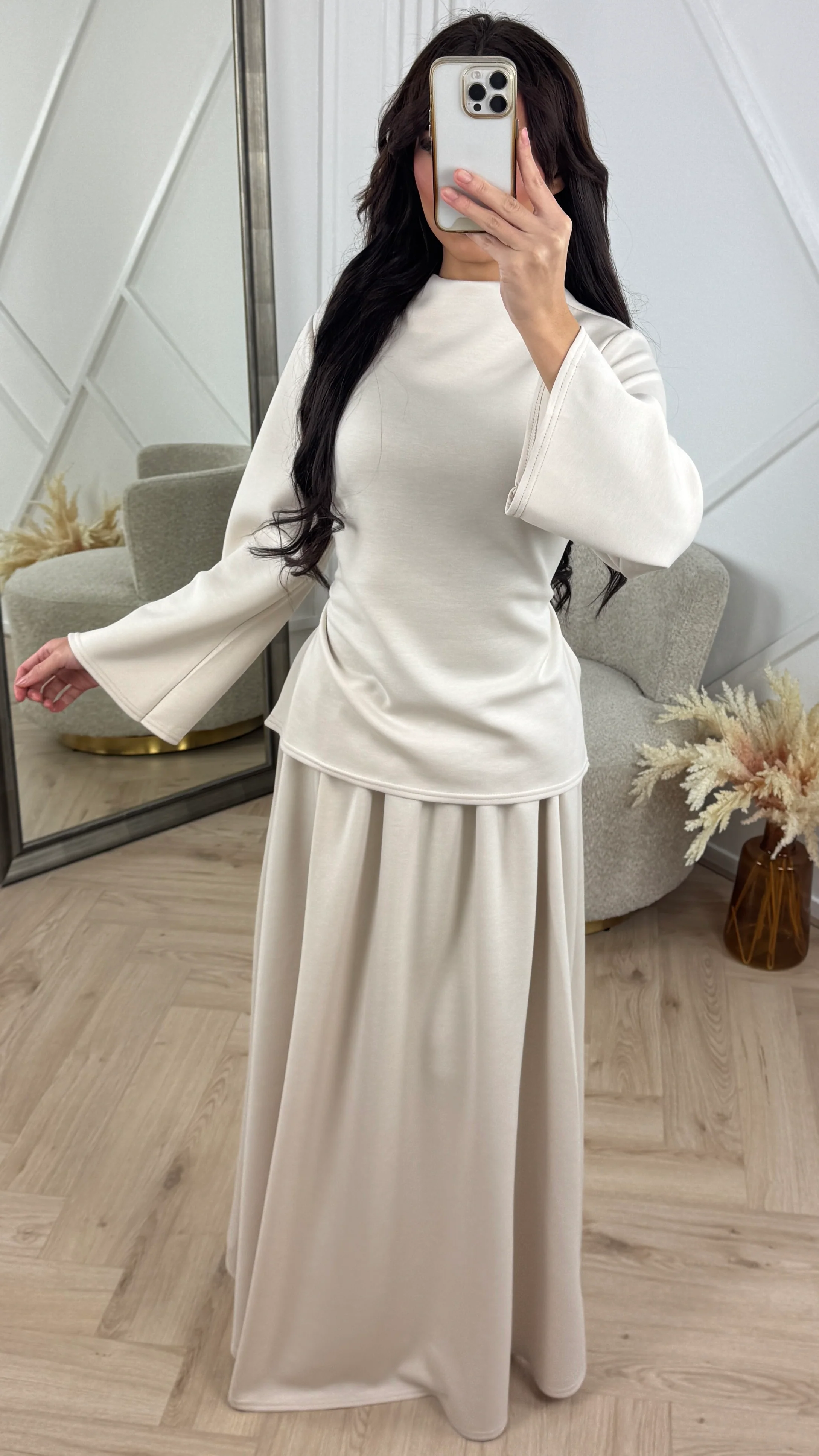 Luxe Rok Set met Hoge Hals en Taillelint - Image 11