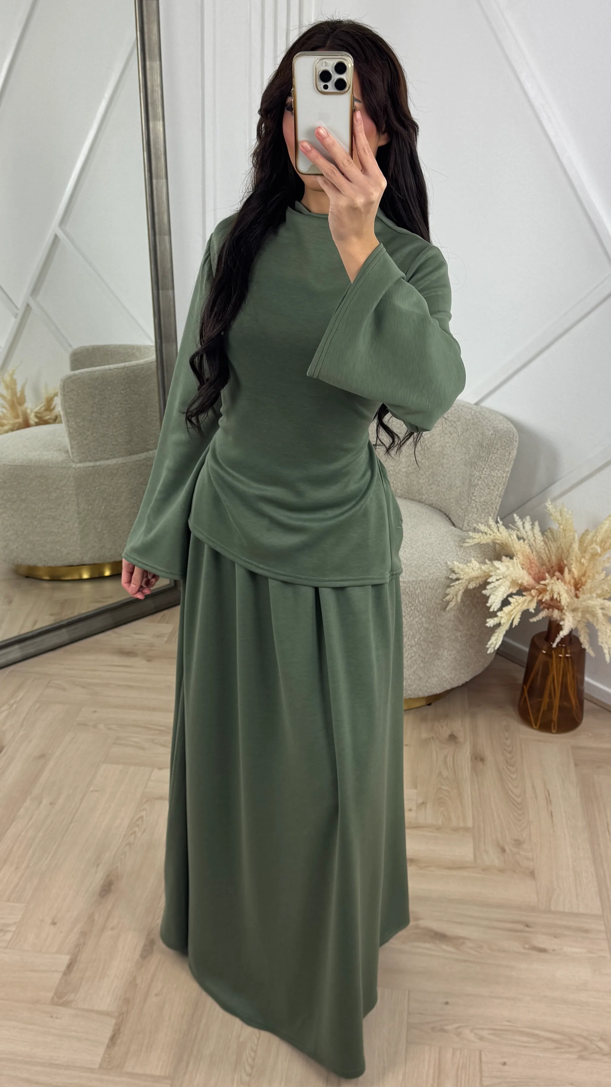 Luxe Rok Set met Hoge Hals en Taillelint - Image 12