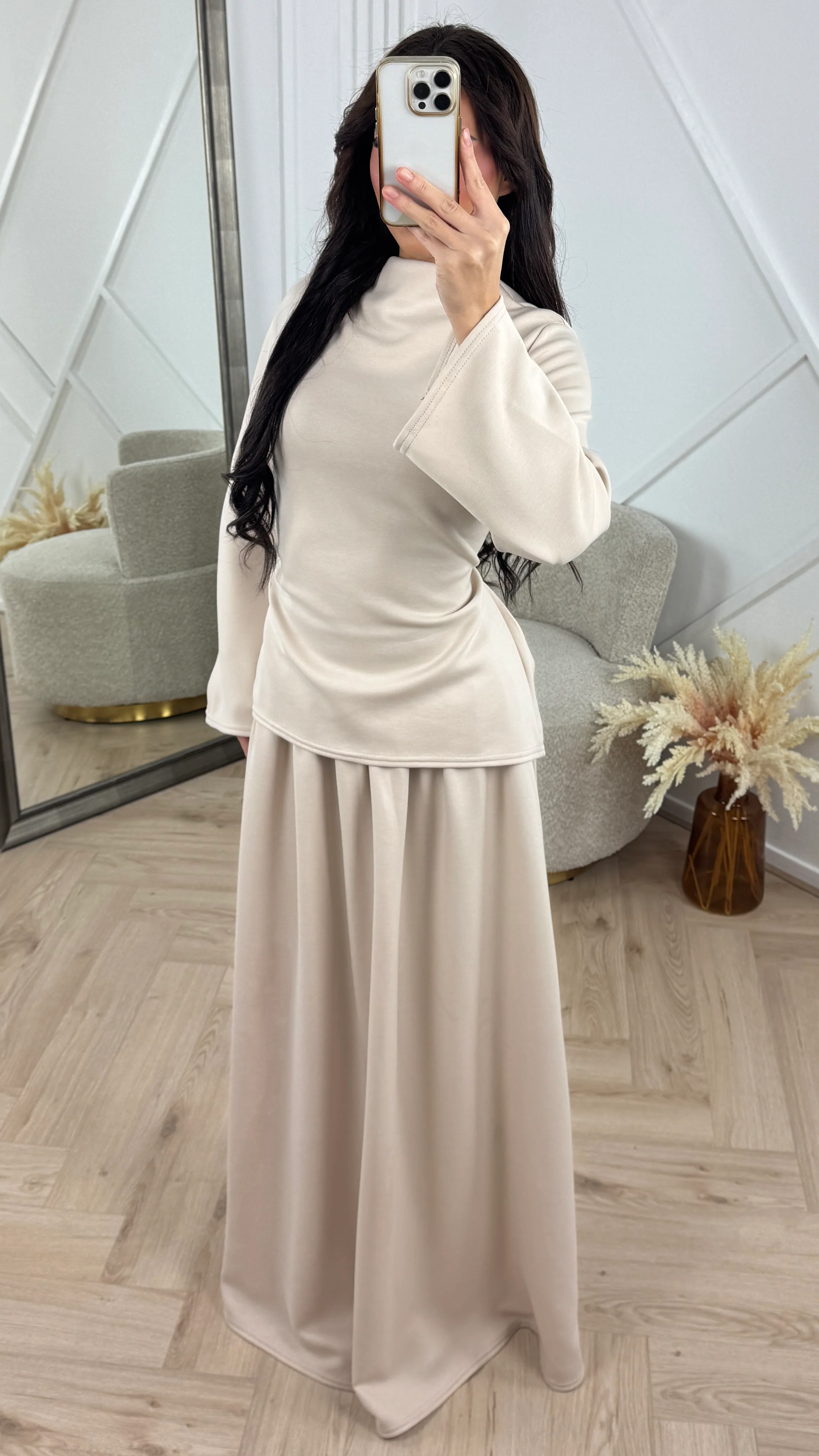 Luxe Rok Set met Hoge Hals en Taillelint - Image 13