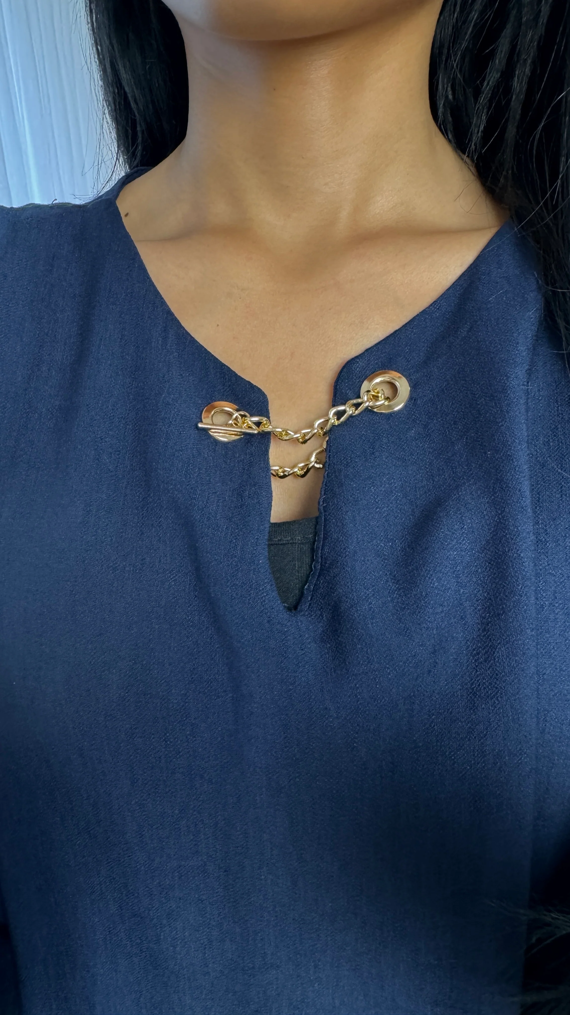 Maxi Jurk met Gouden Kettingdetail – Viscoseblend - Image 6