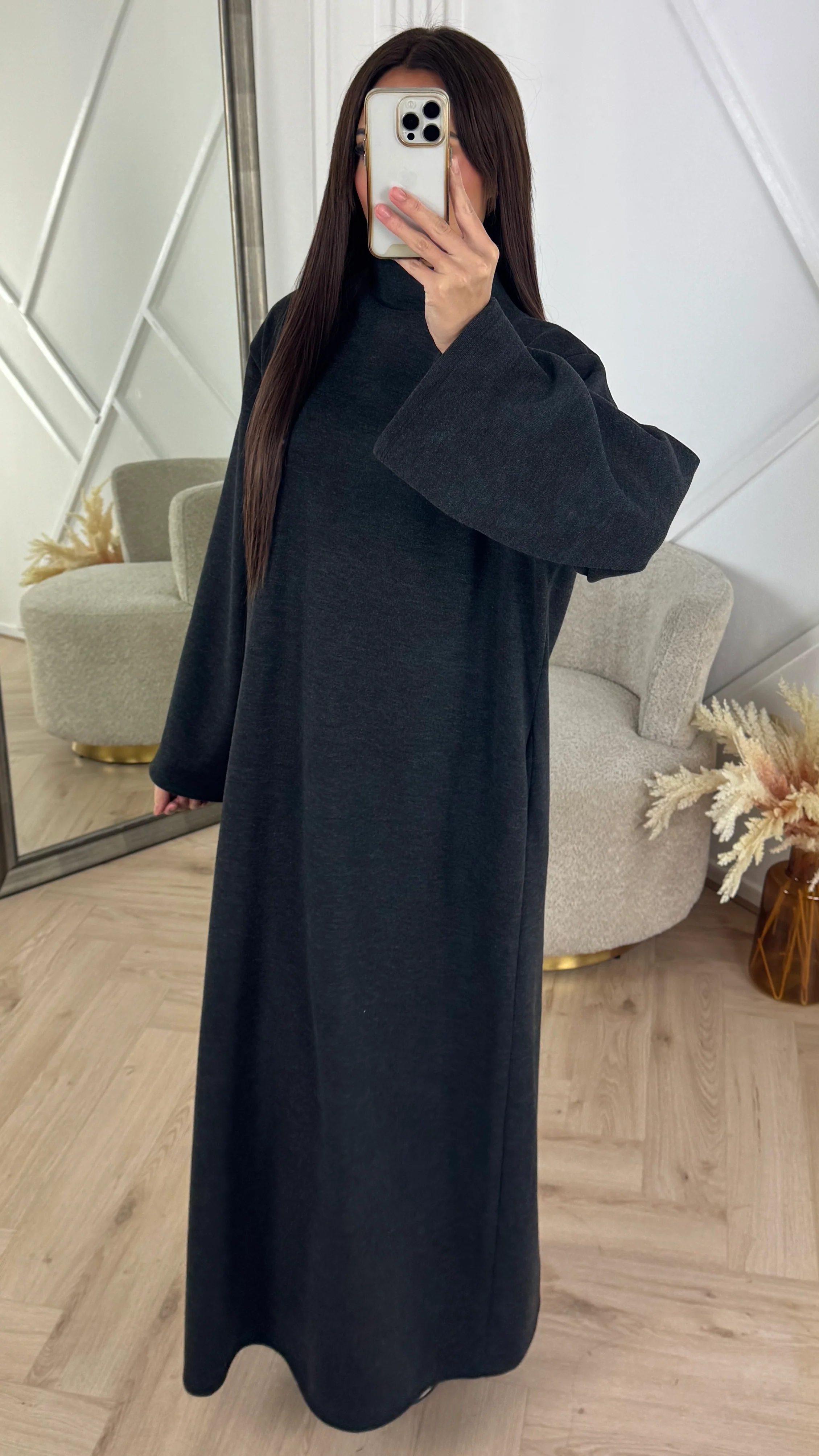 Minimal Fleece Maxi Jurk met Wijde Mouwen - Image 4
