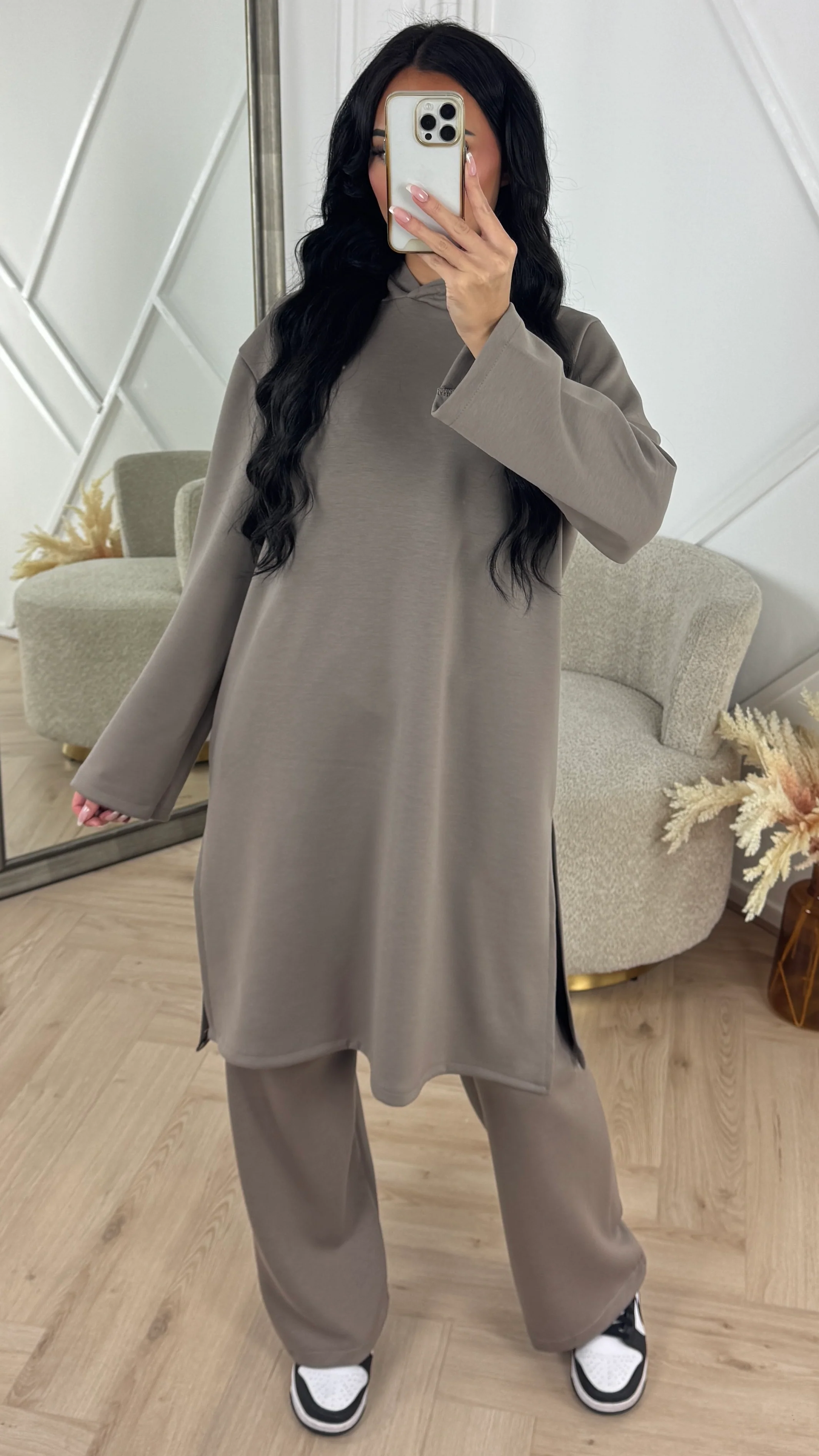 Minimal Hoodie Two-Piece Set met Wijde Broek