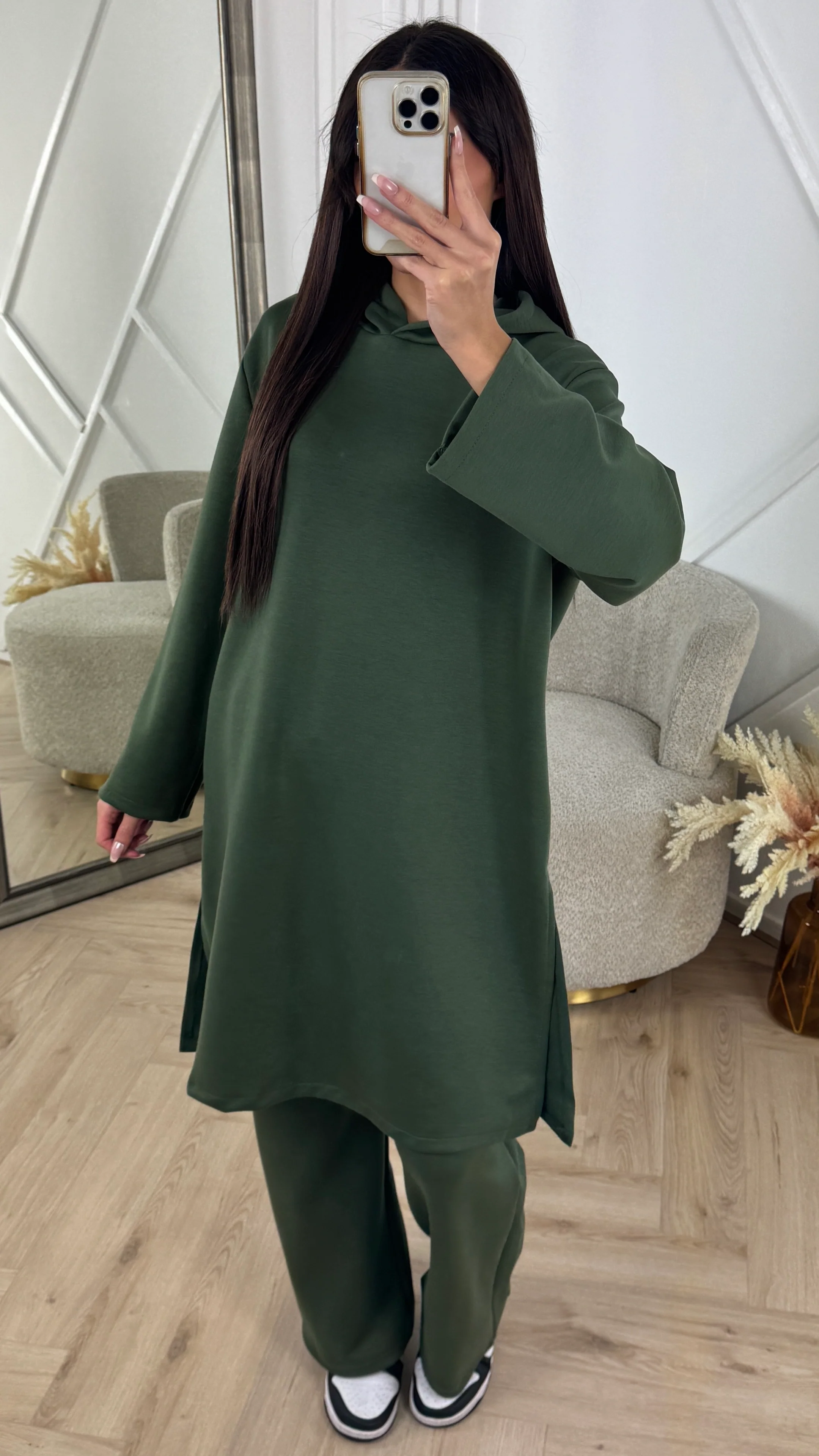 Minimal Hoodie Two-Piece Set met Wijde Broek - Image 11