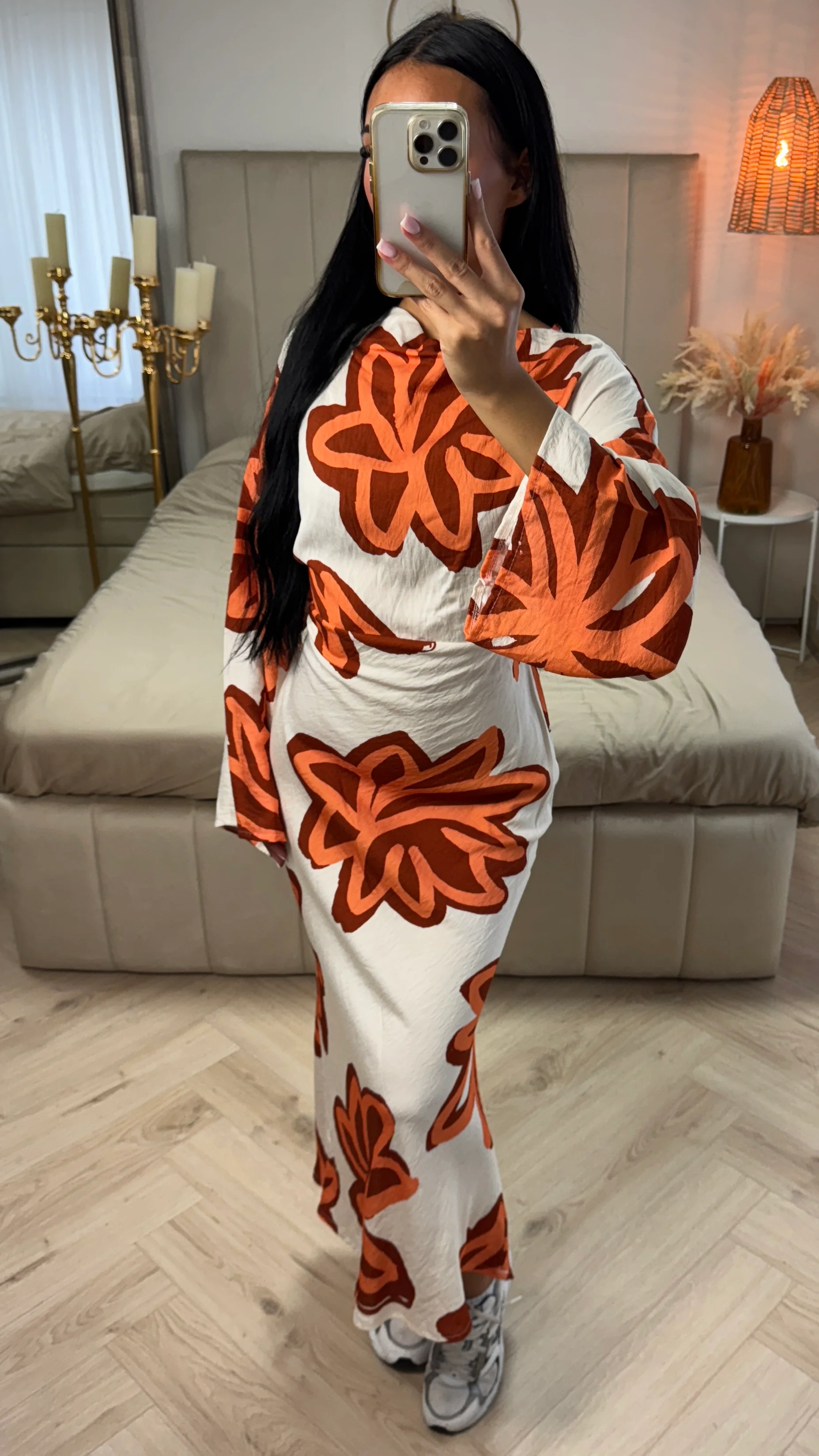 Maxi Jurk met Grote Bloemenprint en Strikceintuur – Viscoseblend - Image 4