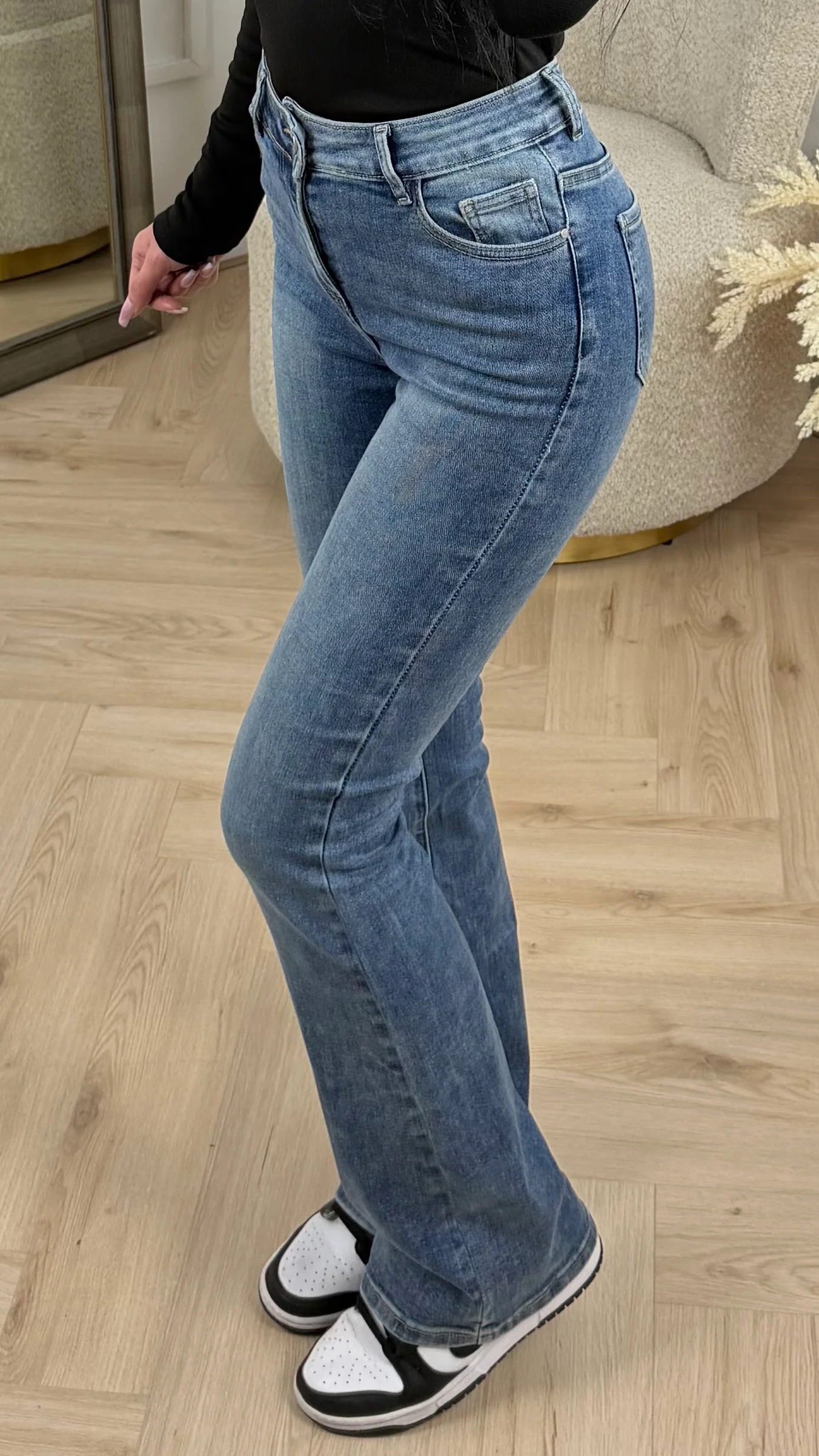 Premium Super Stretch Flared Jeans – H923 - Image 3