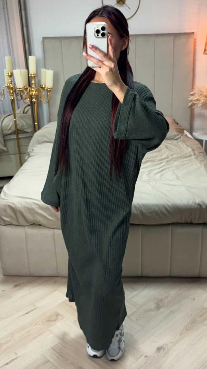 Round Neck Maxi Dress Thin Ribbed Material - Image 14