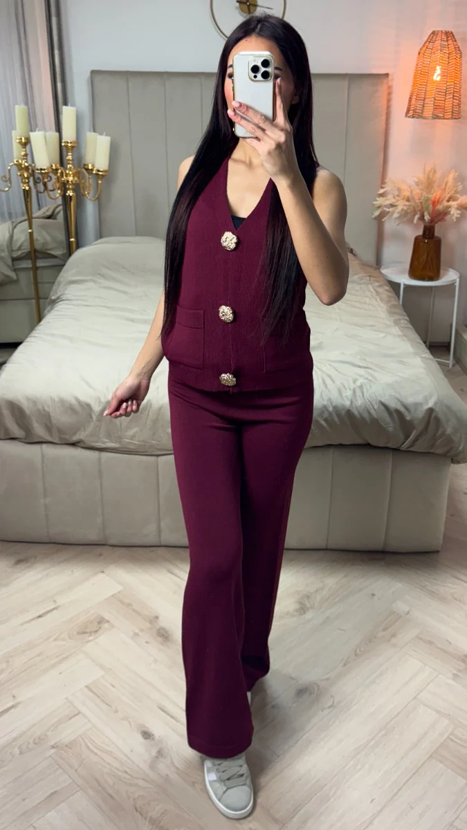 Sleeveless Summer Knit Set Golden Button Detail - Image 10