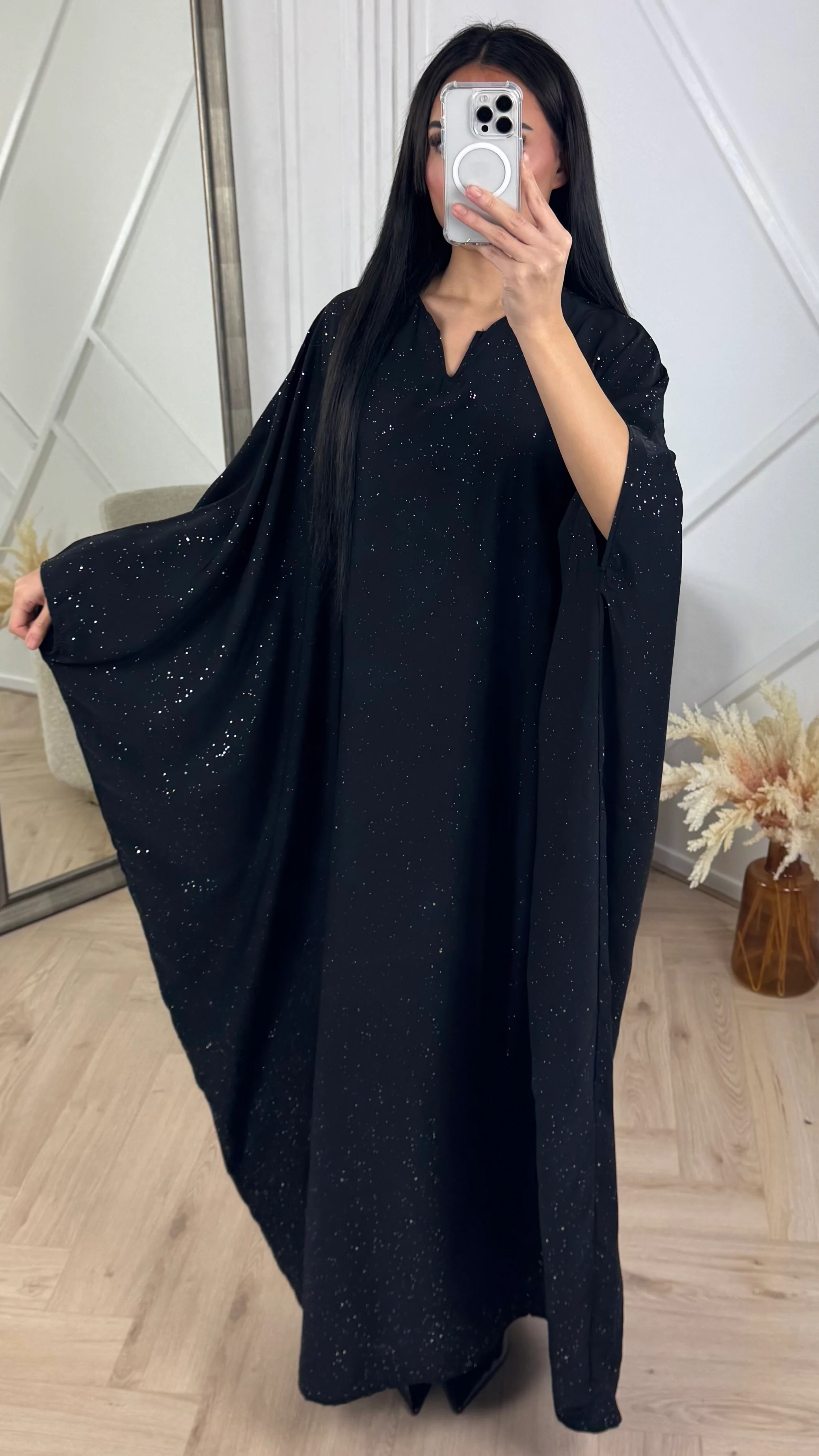 Sparkle Abaya Maxi Jurk met V-Hals - Image 4