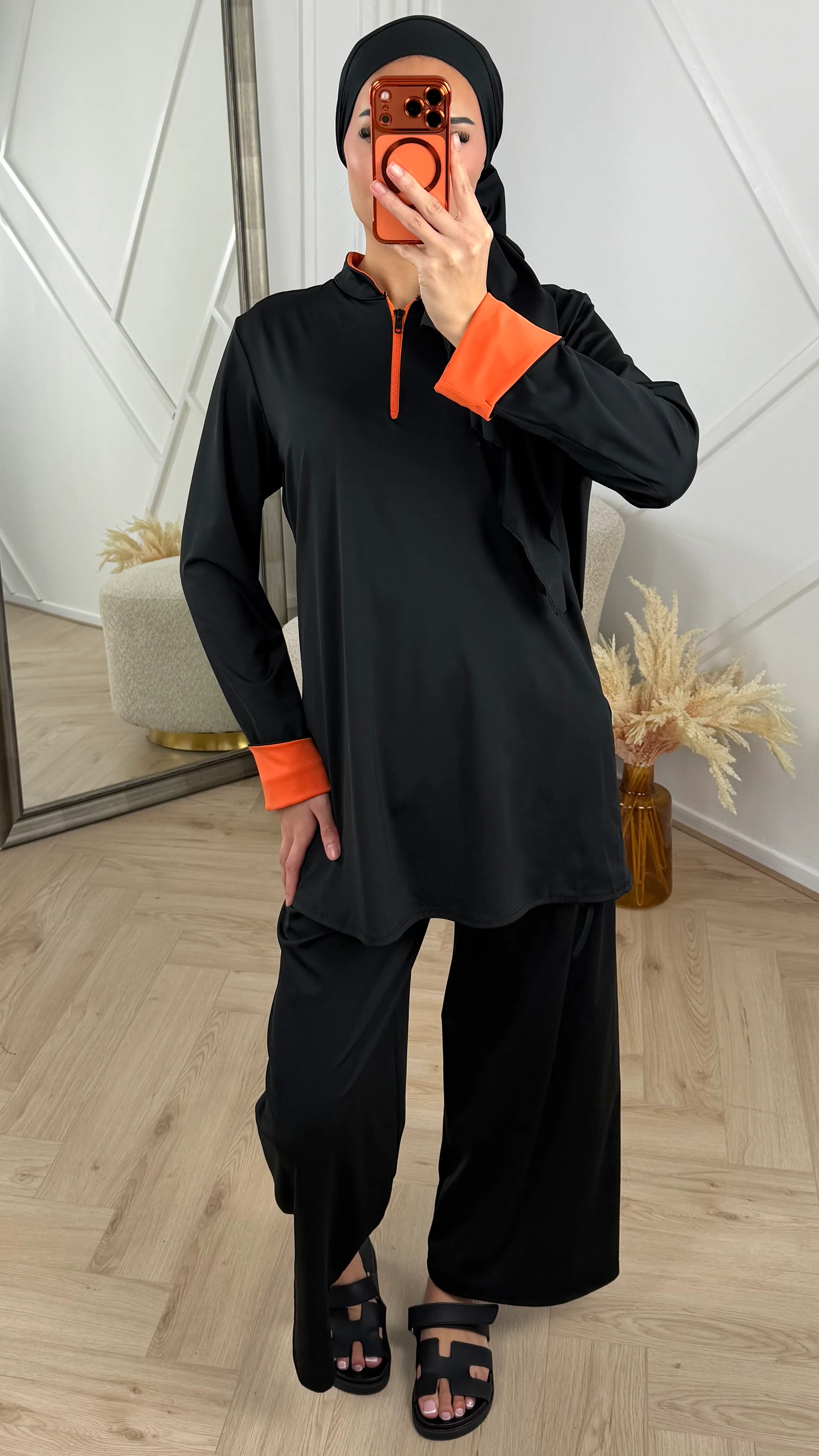 Sportieve Burkini Set met Contrast Rits en Omslagmanchetten - Image 12