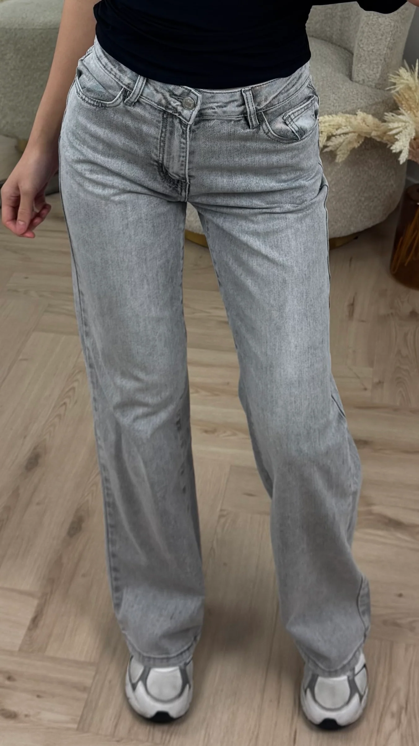 Straight Leg Jeans met Destroyed Details en Statement Achterzak HM1576-6 - Image 2