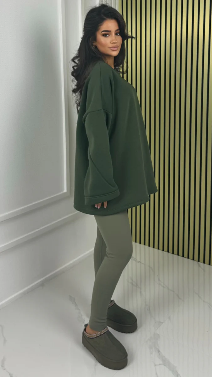 Thick Oversized Basic Sweater - Image 4