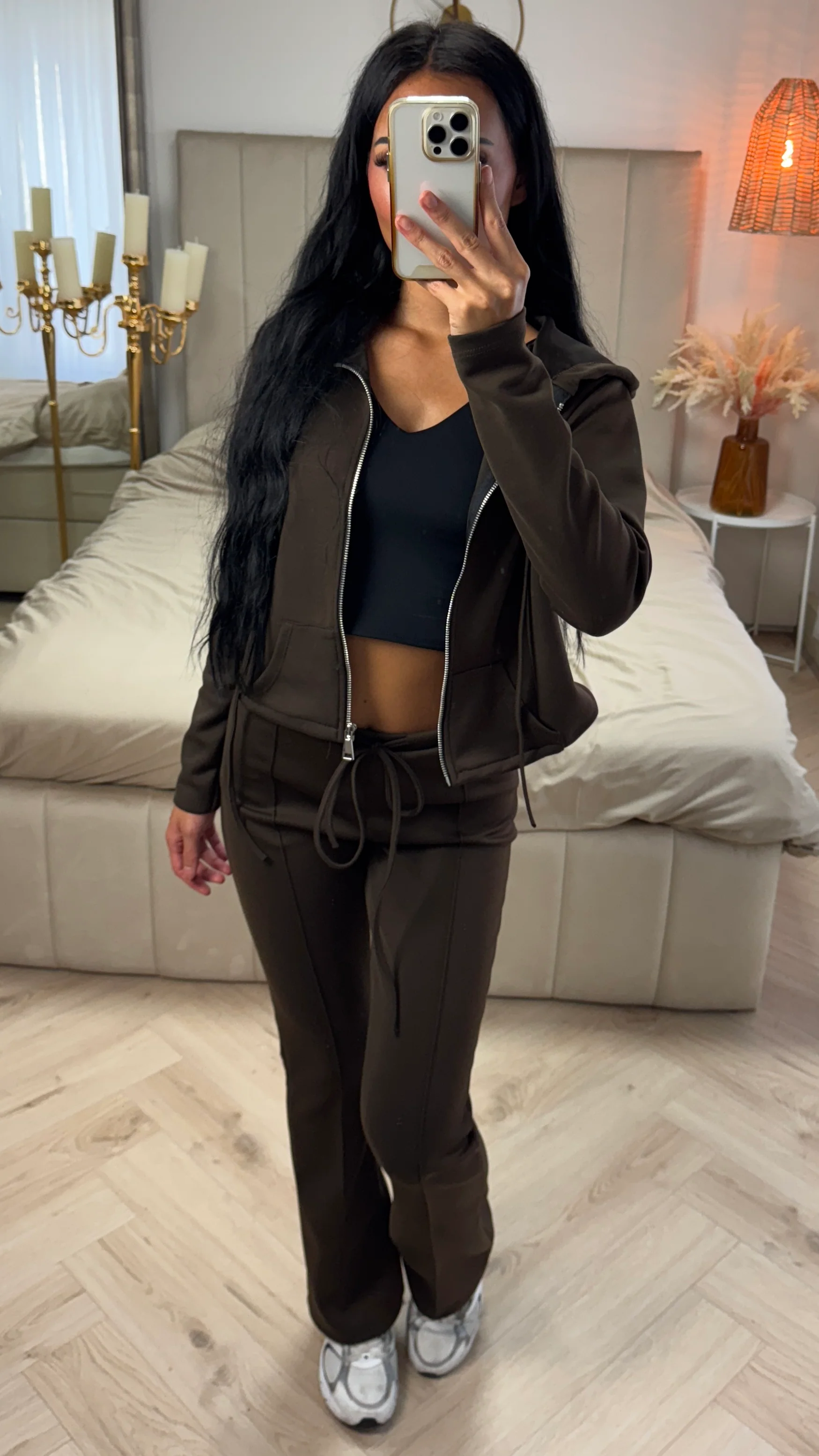 Tweedelige Jogging Set met Corsetdetail Achterkant - Image 3